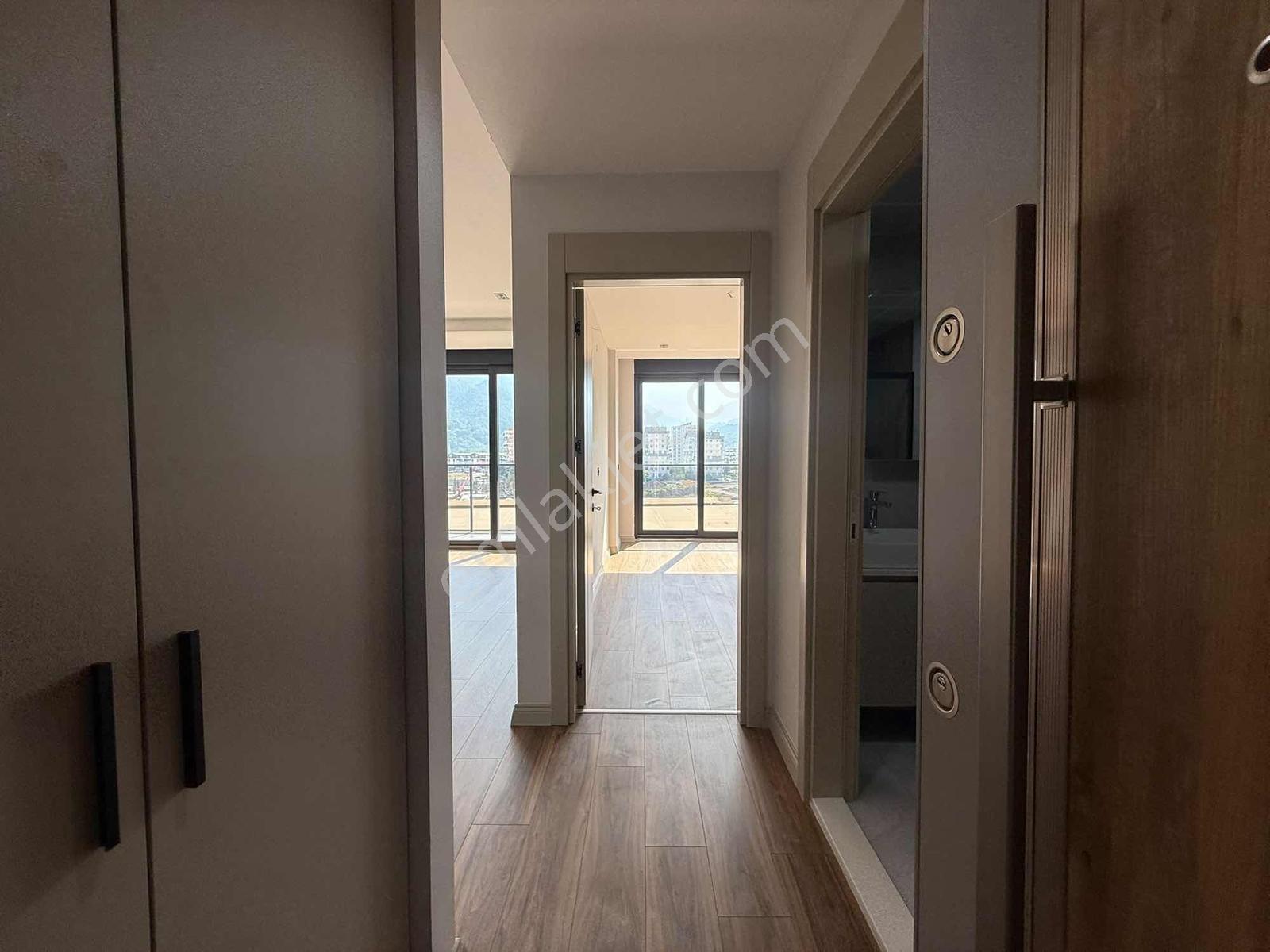 Sarısu Glorıa Resıdence Ultra Lüks Bahçe Ve Ara Kat 1+1 Daireler — fotoğraf 6