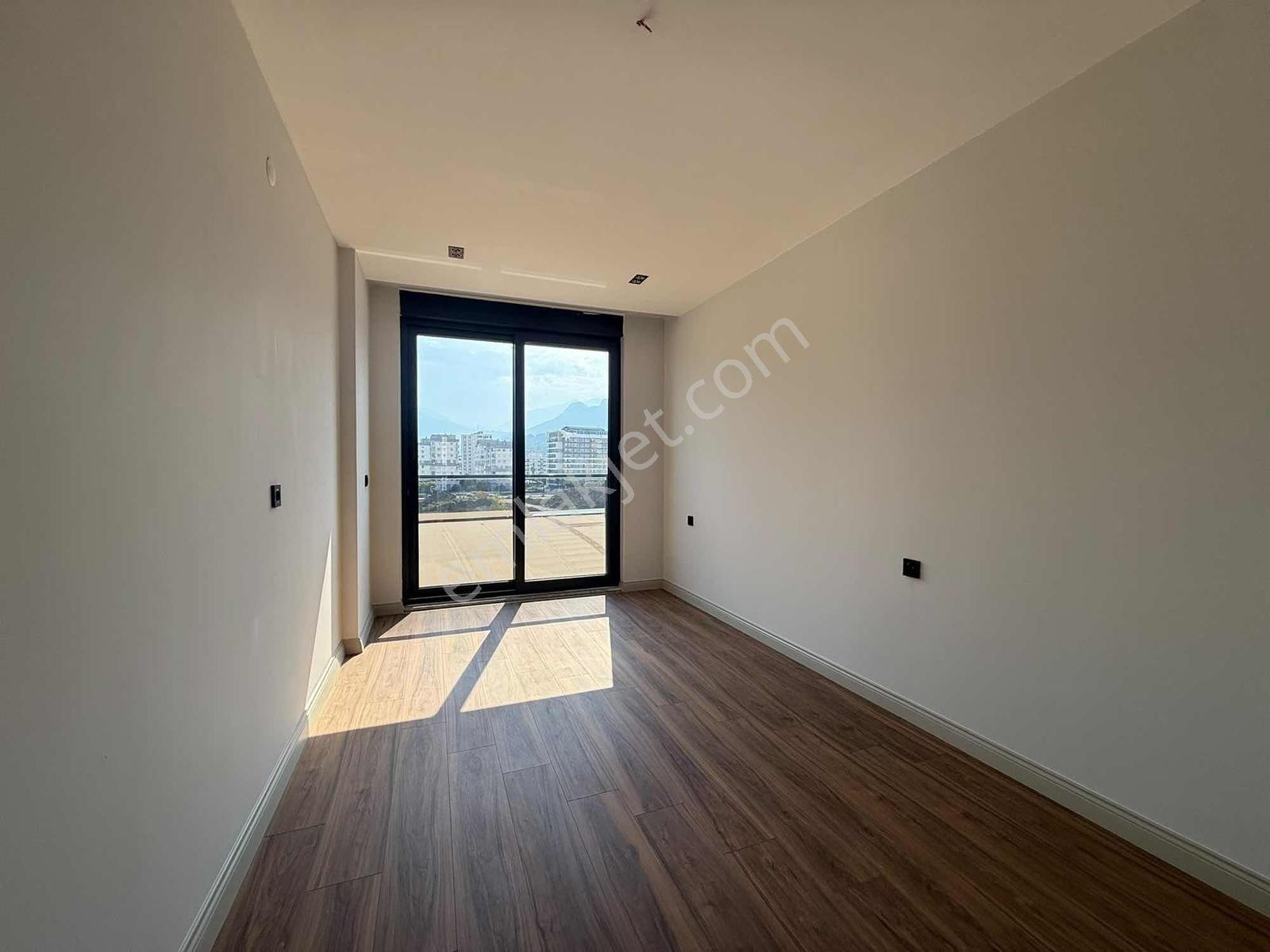 Sarısu Glorıa Resıdence Ultra Lüks Bahçe Ve Ara Kat 1+1 Daireler — fotoğraf 16