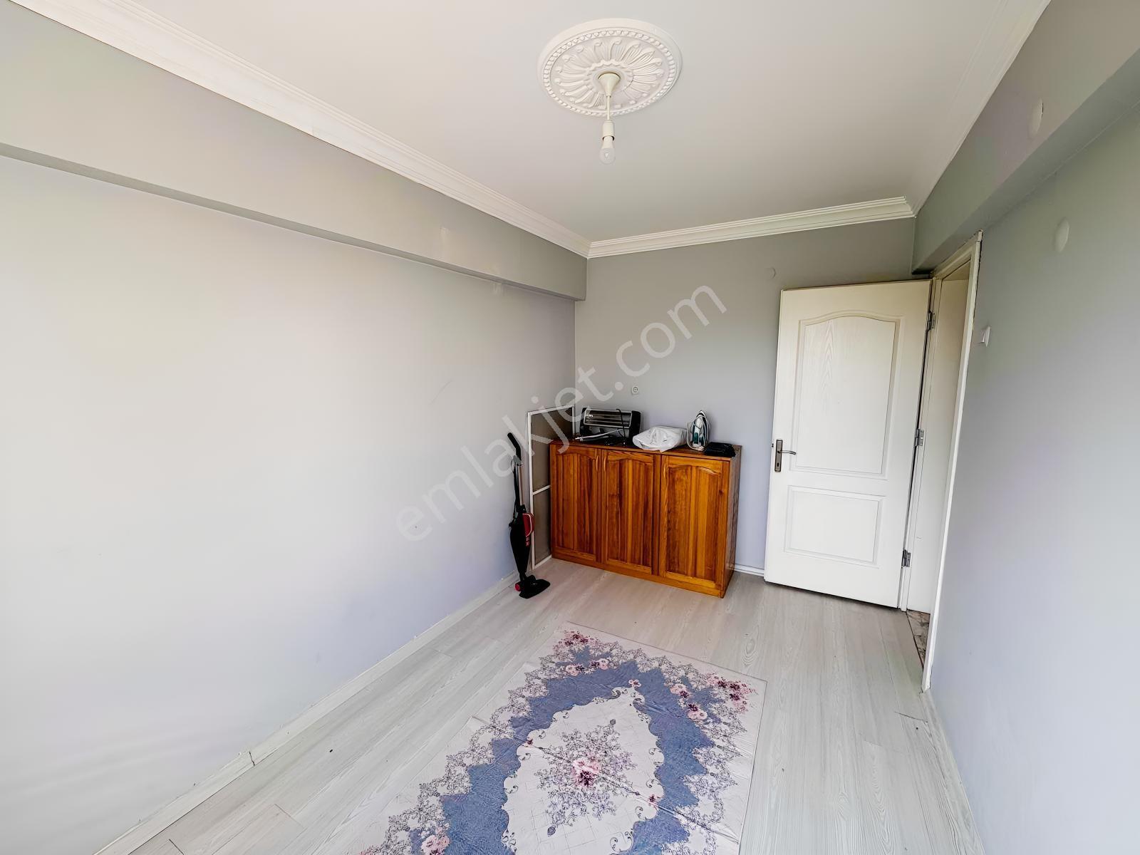 Miray Emlaktan İsabeyli Mahallesinde Eşyasız Satılık 1+1 Daire — fotoğraf 18