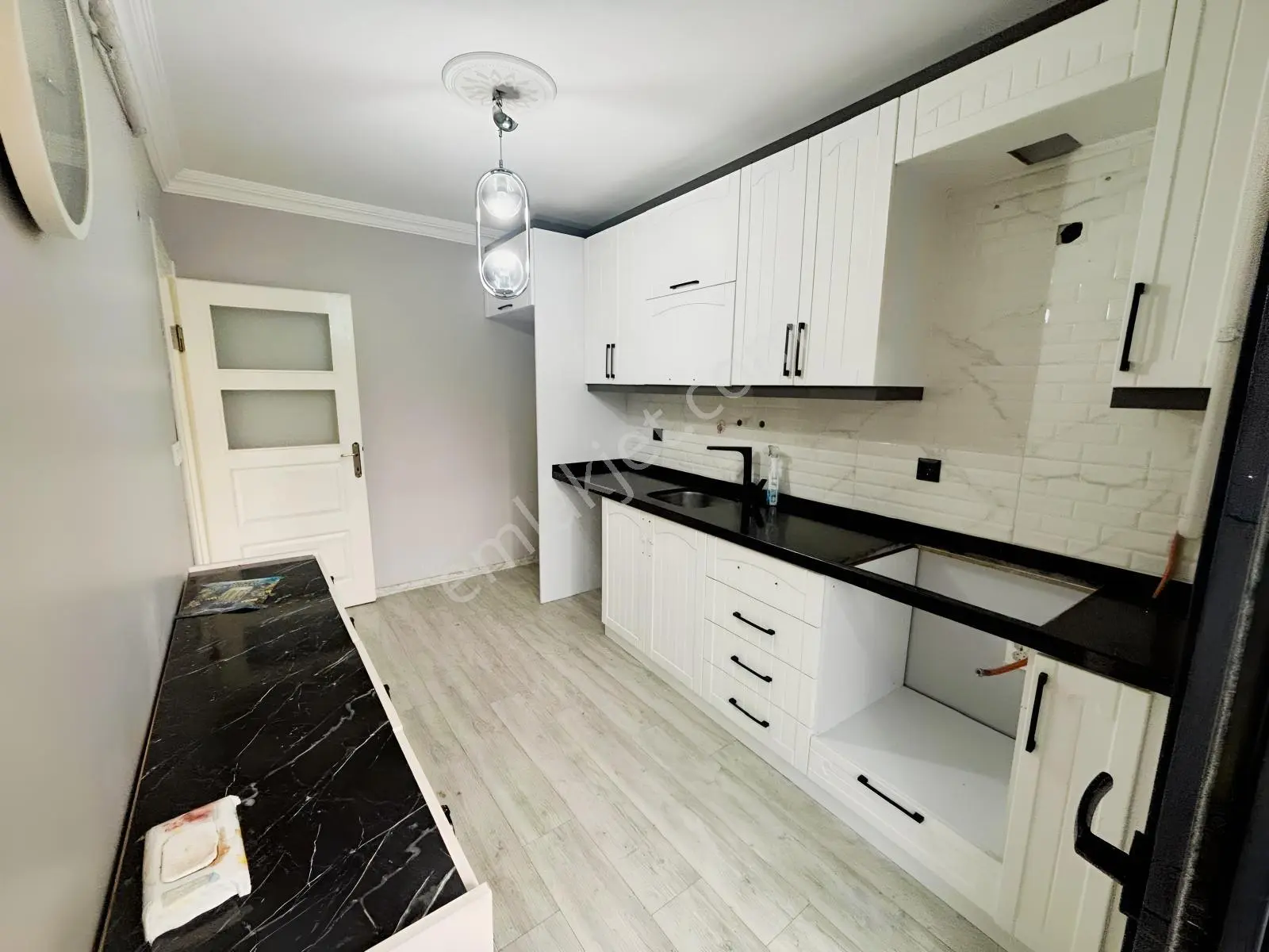 Köprü Emlak'tan Satılık 2+1 Balkonlu Ara Kat Daire — fotoğraf 25