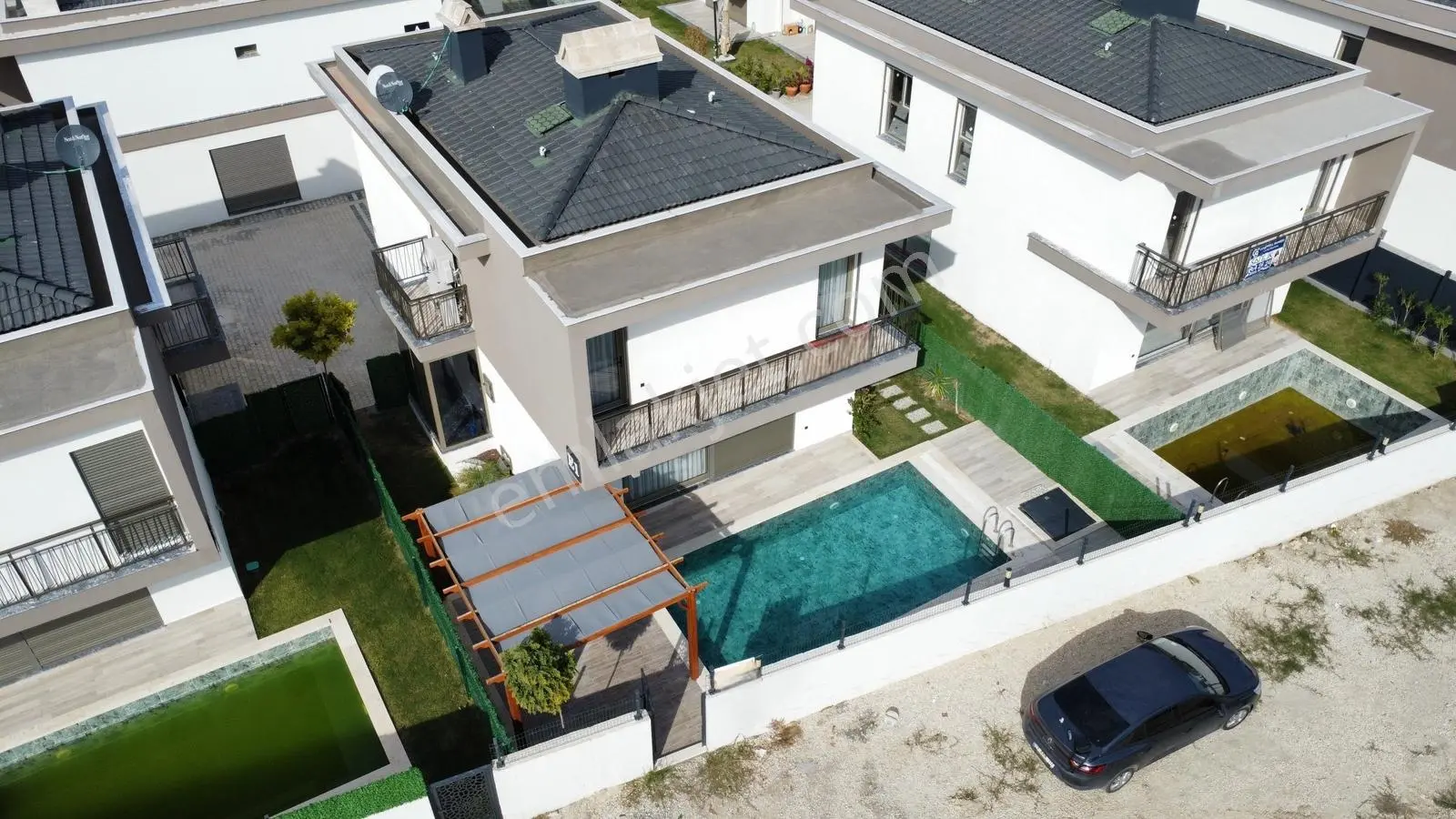 Kuşadasında Denize Yakın 4+1 Sıfır Mustakil Satılık Villa — fotoğraf 4
