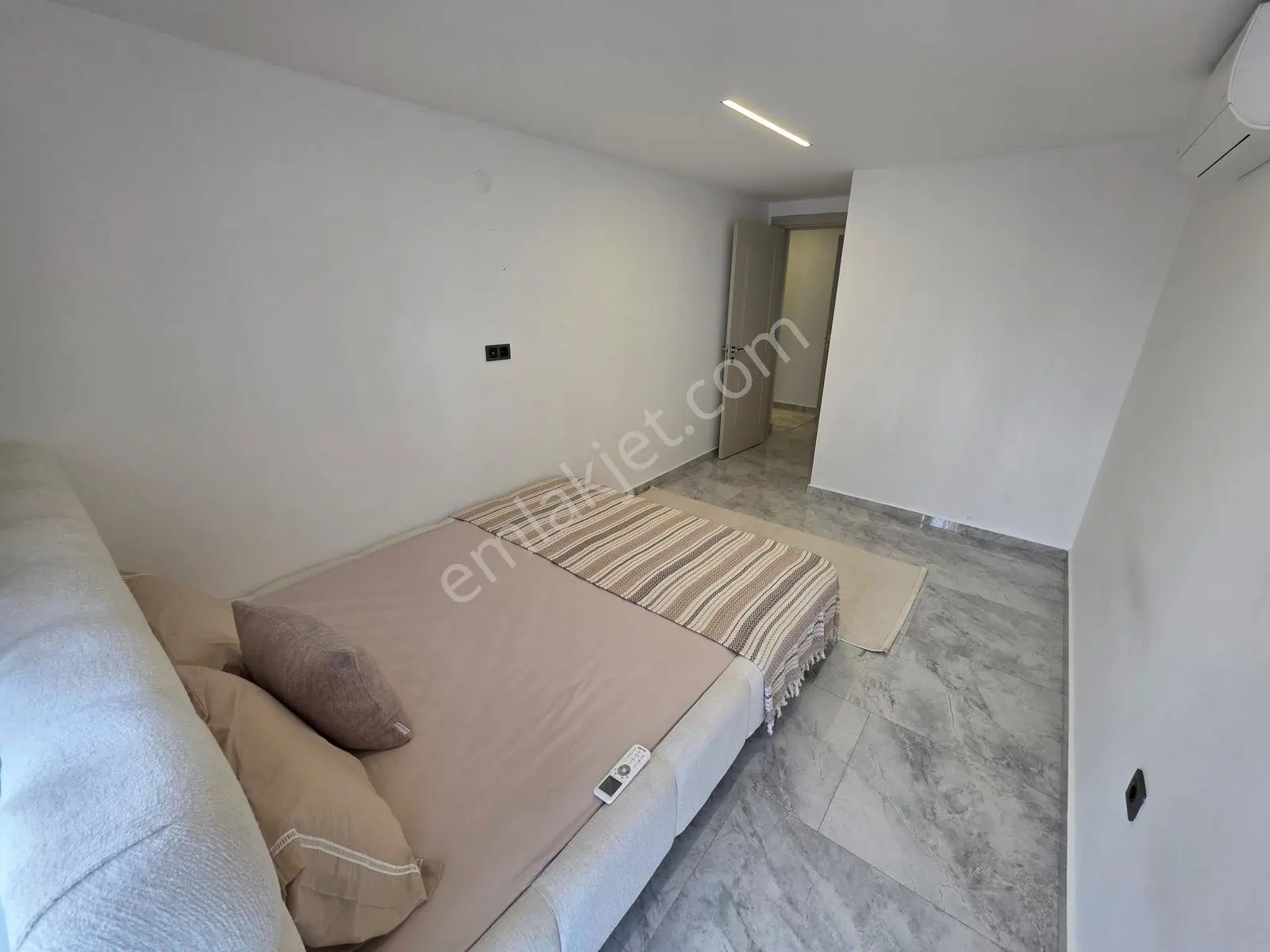 Kuşadasında Denize Yakın 4+1 Sıfır Mustakil Satılık Villa — fotoğraf 19