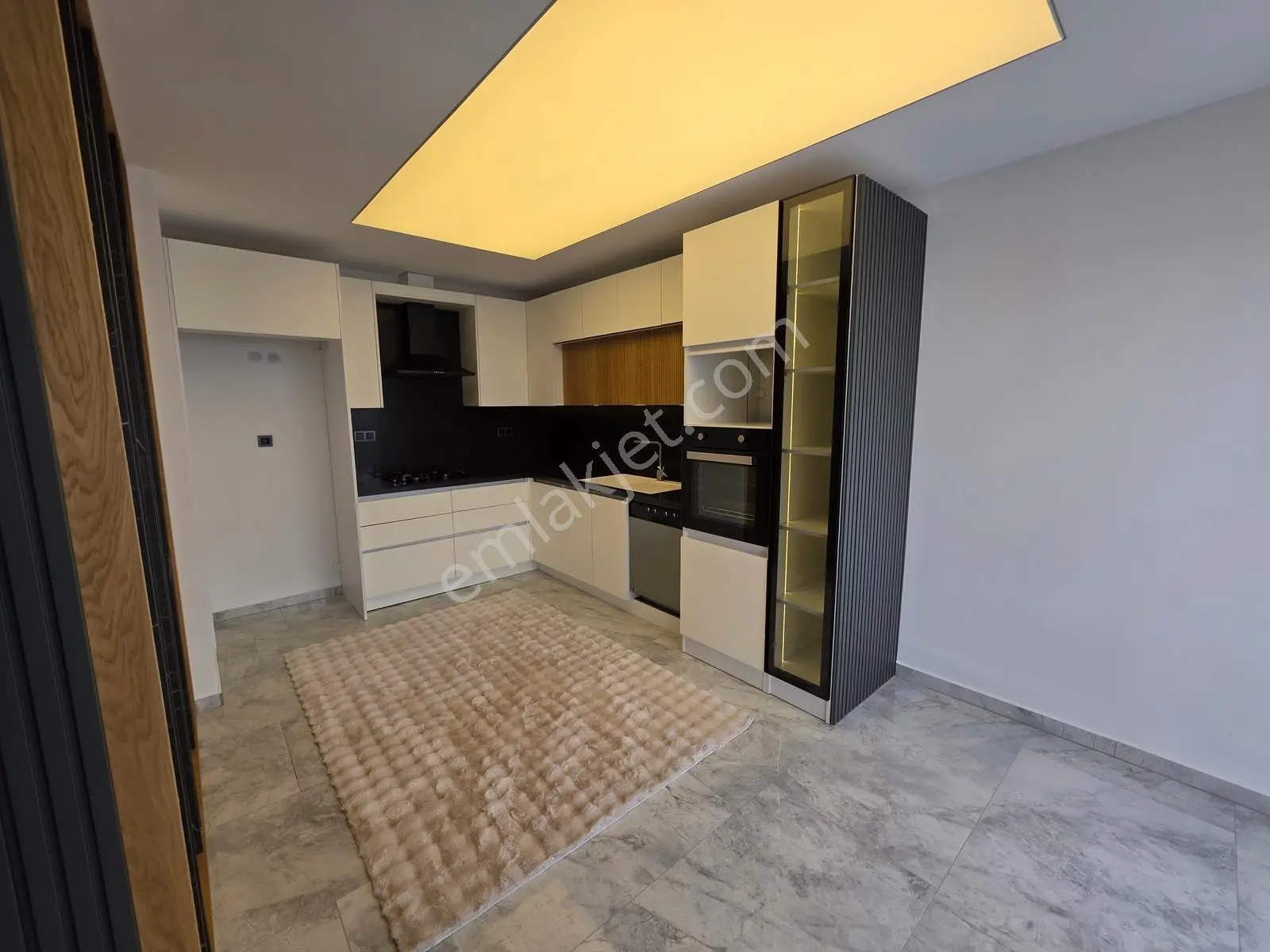 Kuşadasında Denize Yakın 4+1 Sıfır Mustakil Satılık Villa — fotoğraf 23