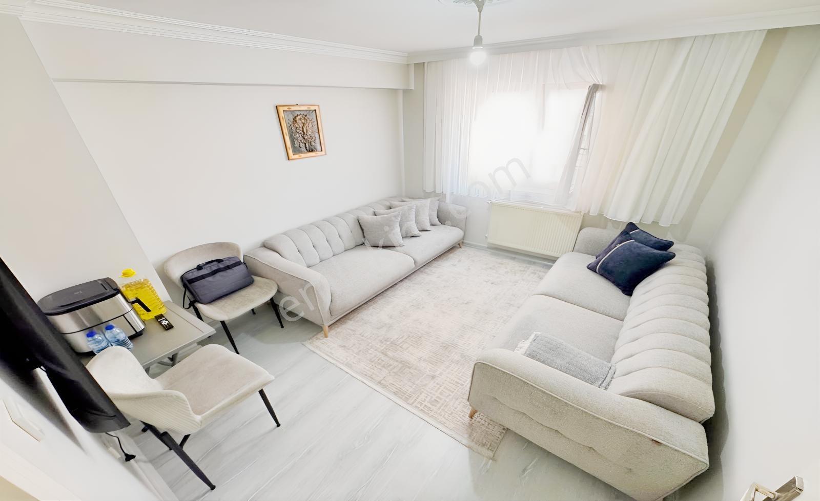 Kevser Cami Yakını Giriş Konumunda Cadde Yakını Full Yapılı 3+1 — fotoğraf 15