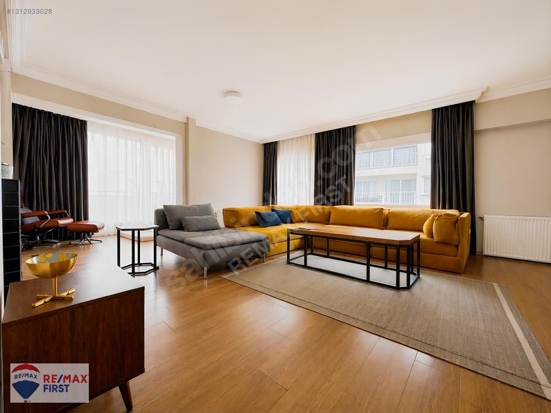 Alsancak'da Otoparklı Satılık 3+1 Daire — fotoğraf 7