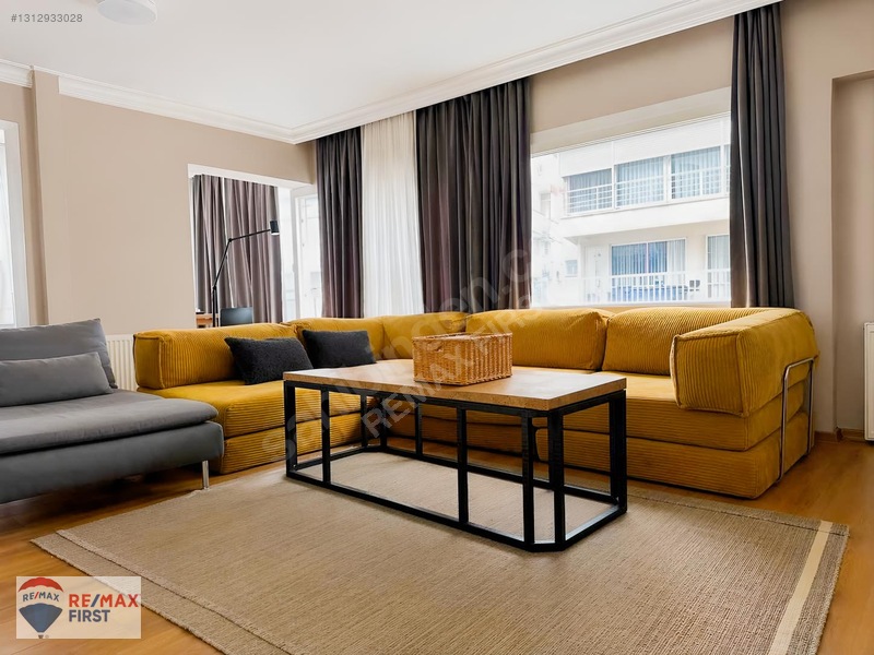 Alsancak'da Otoparklı Satılık 3+1 Daire — fotoğraf 8