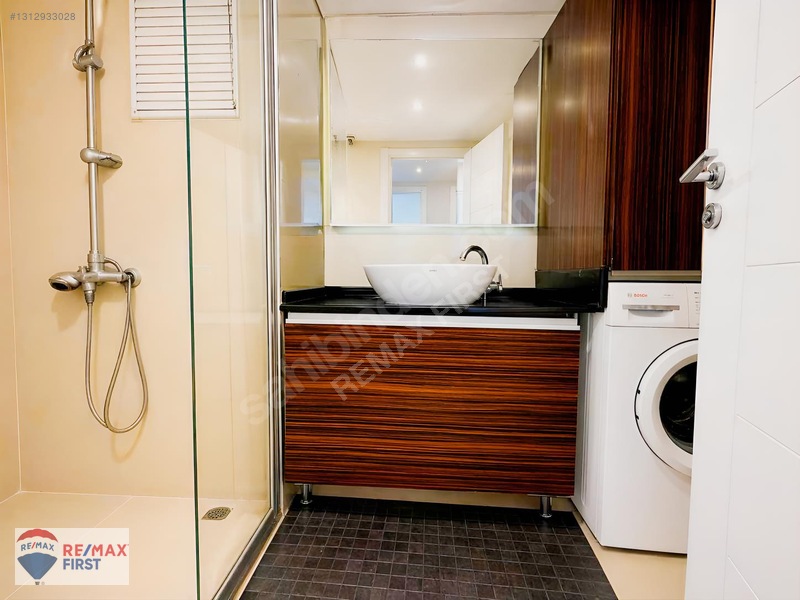 Alsancak'da Otoparklı Satılık 3+1 Daire — fotoğraf 18