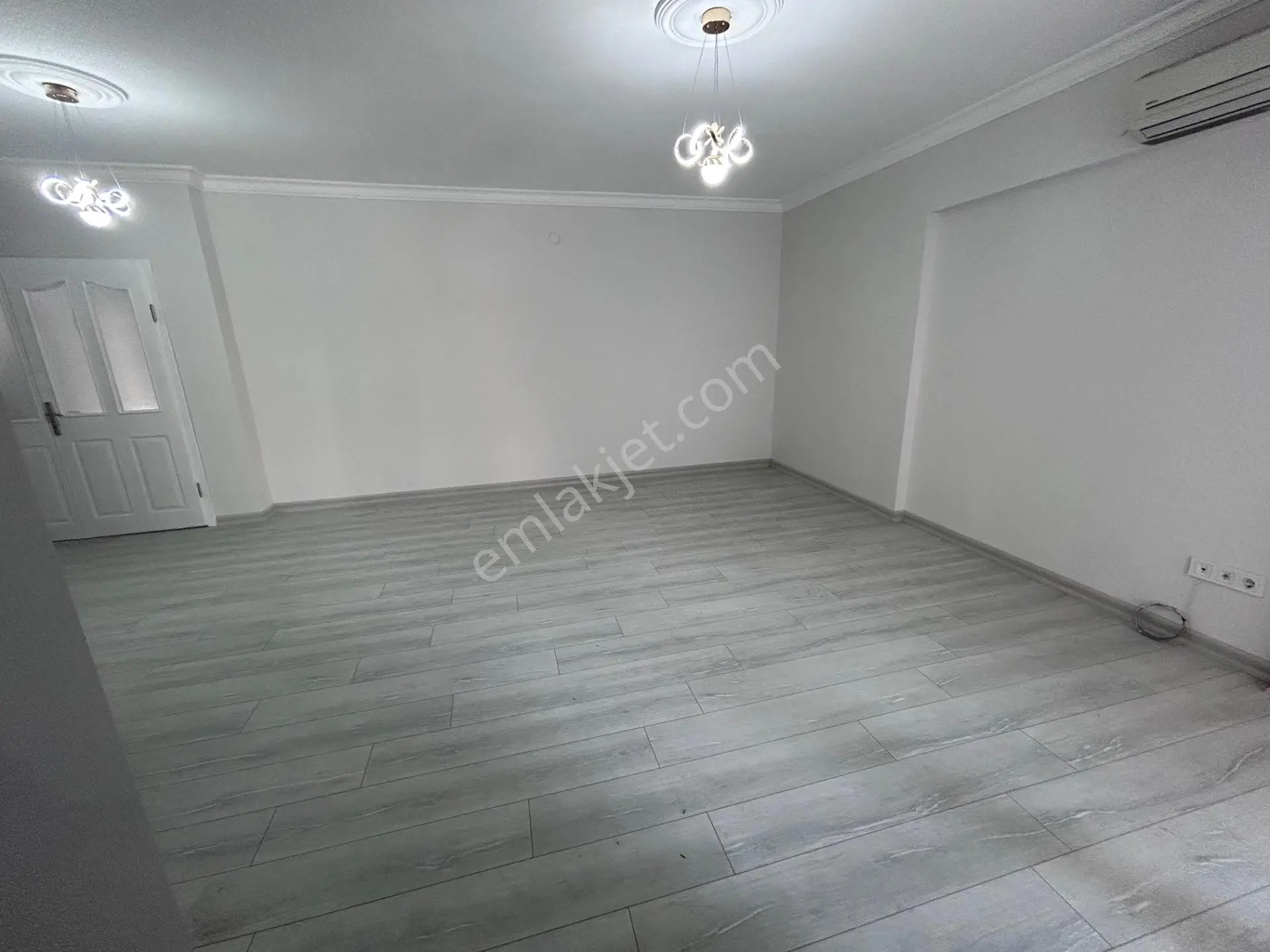 Didimde Havuzlu Sitede Geniş 2+1 — fotoğraf 11
