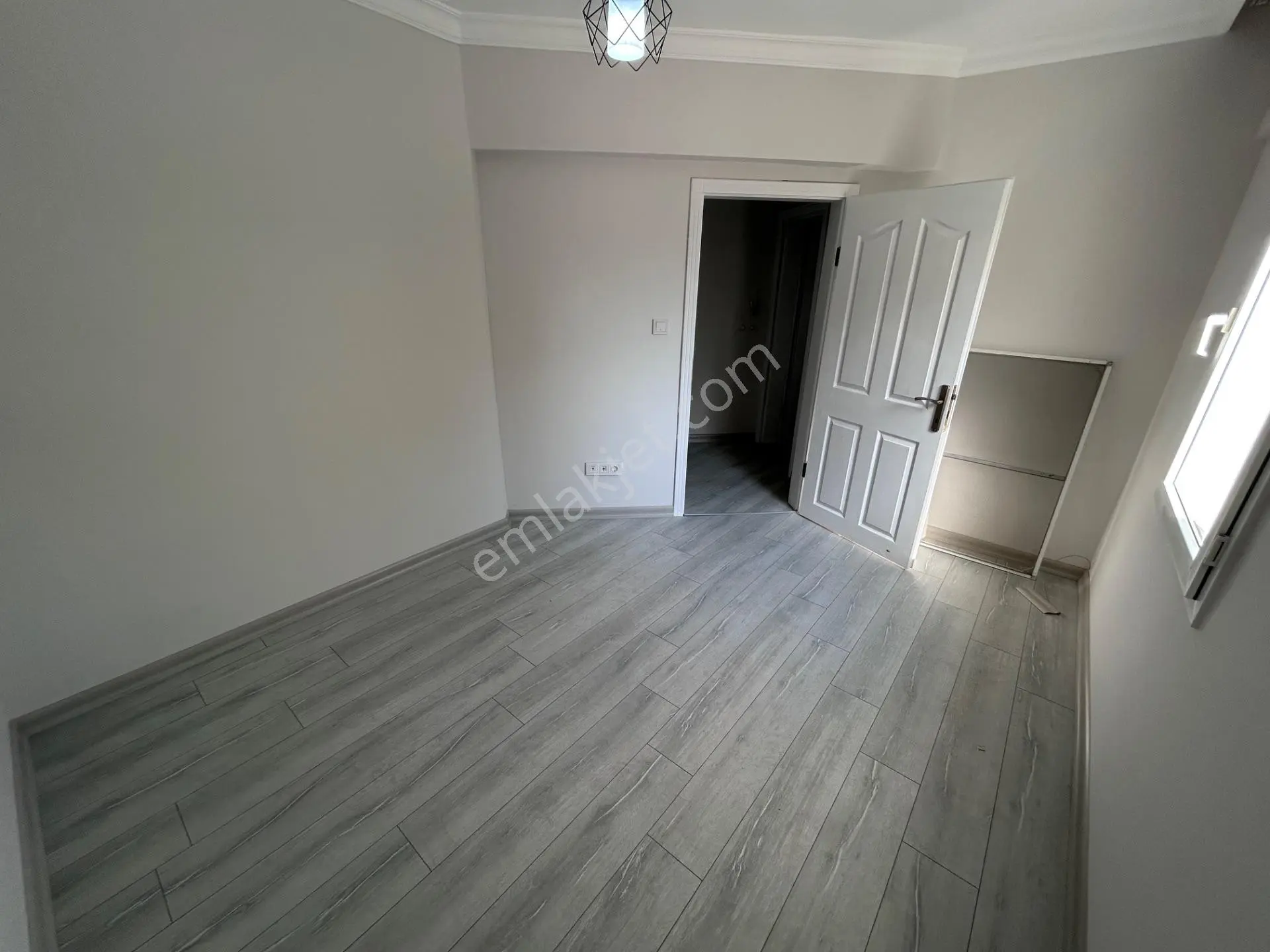 Didimde Havuzlu Sitede Geniş 2+1 — fotoğraf 16