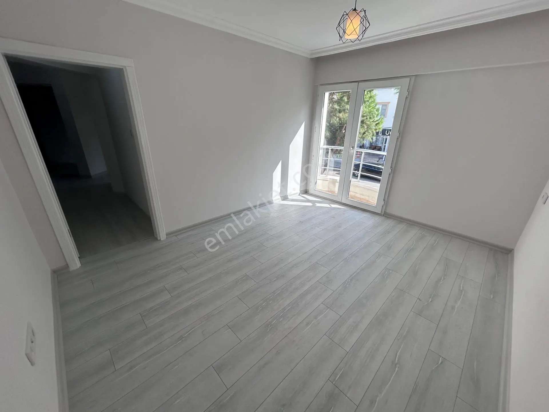 Didimde Havuzlu Sitede Geniş 2+1 — fotoğraf 17