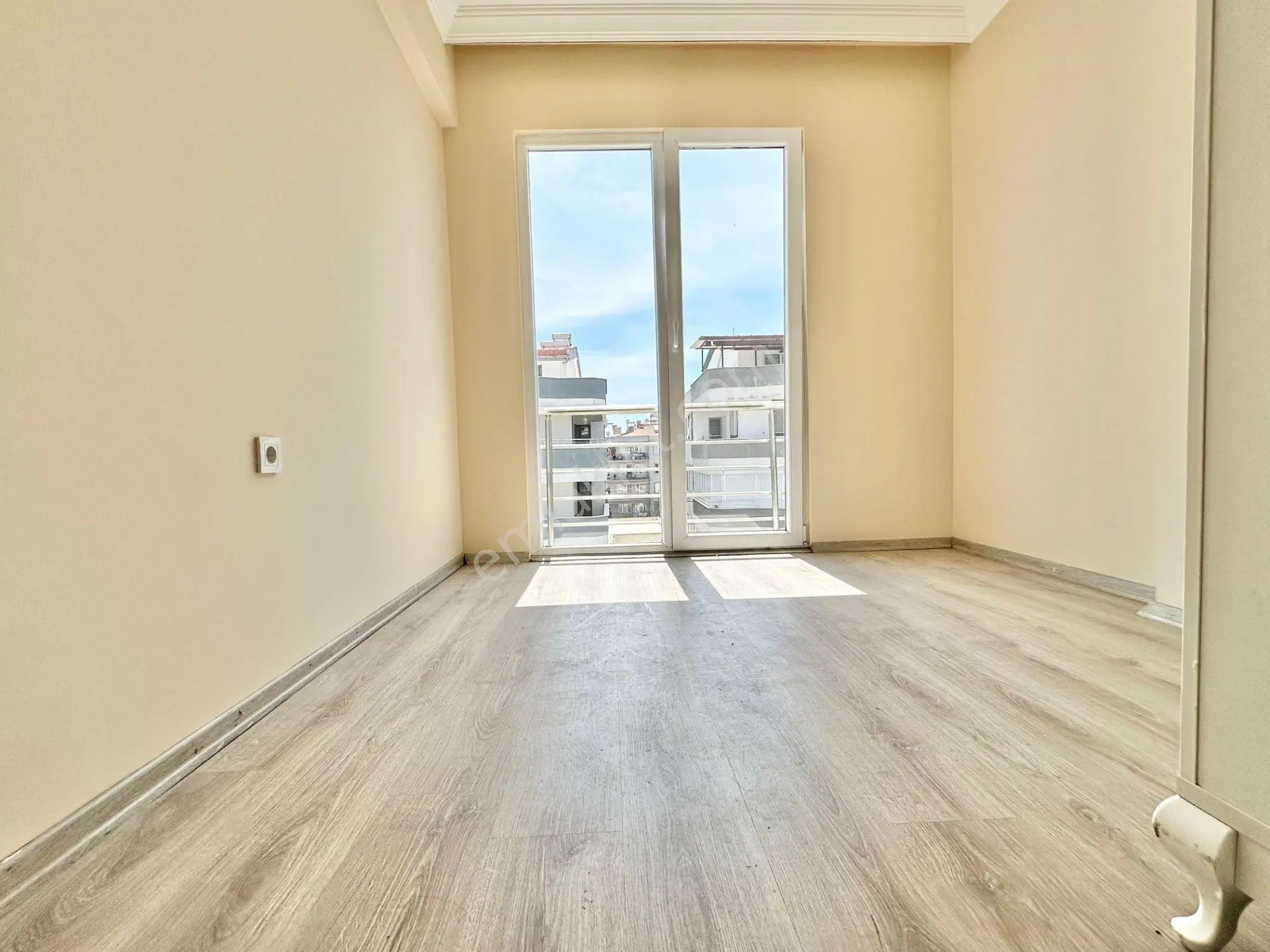 ꧁ay Emlaktan꧂akçayda Full Kredili Ön Cephe Kombili Asansörlü Muhteşem Konumlu Satılık 1+1 Daire — fotoğraf 23