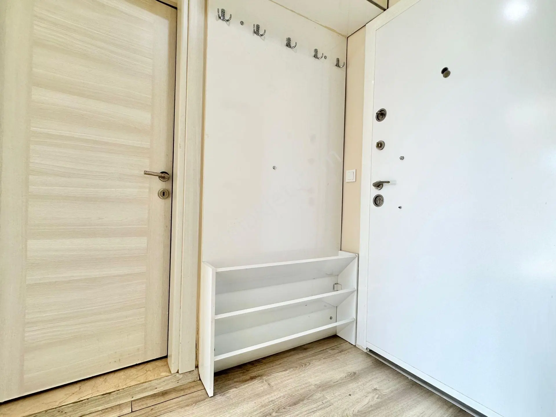 ꧁ay Emlaktan꧂akçayda Full Kredili Ön Cephe Kombili Asansörlü Muhteşem Konumlu Satılık 1+1 Daire — fotoğraf 24