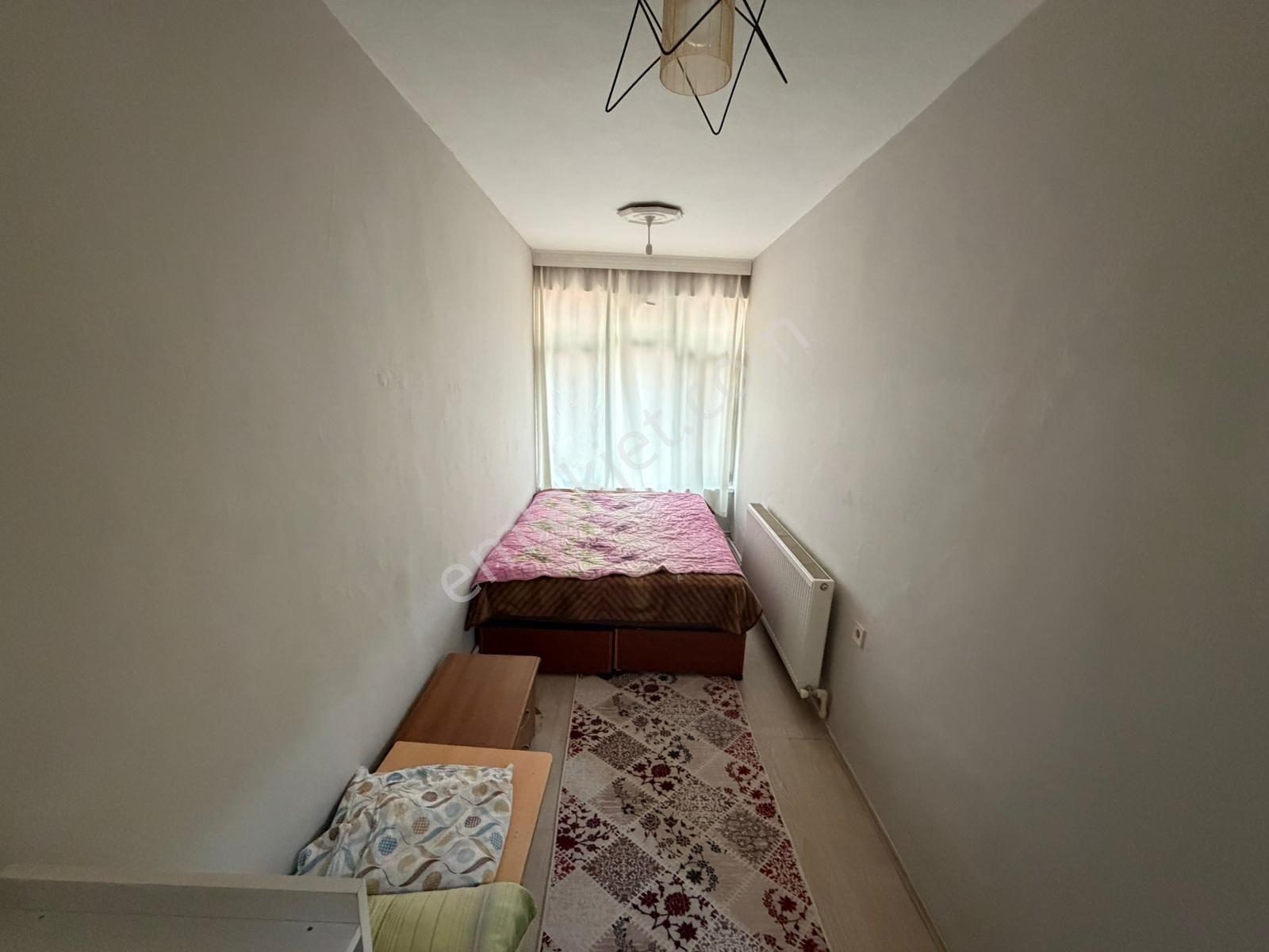 Saltoğlundan Yeşıl Cadde Üstünde 1 + 1 Daıre — fotoğraf 7