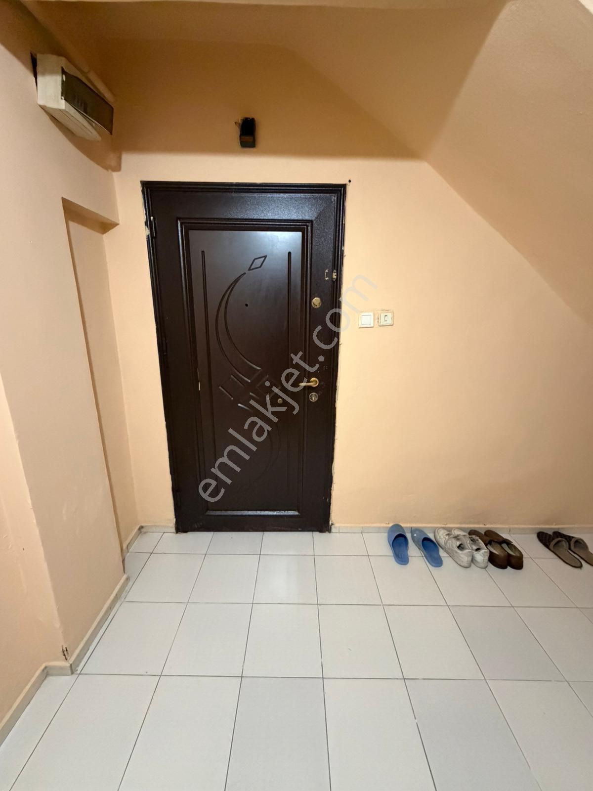 Saltoğlundan Yeşıl Cadde Üstünde 1 + 1 Daıre — fotoğraf 10