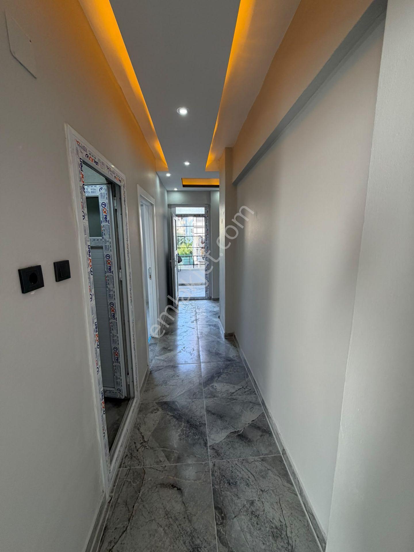 Mersin Sağlık Mahallesi'nde Full Yapılı Satılık Daire Lı 3+1 Satılık Daire — fotoğraf 11
