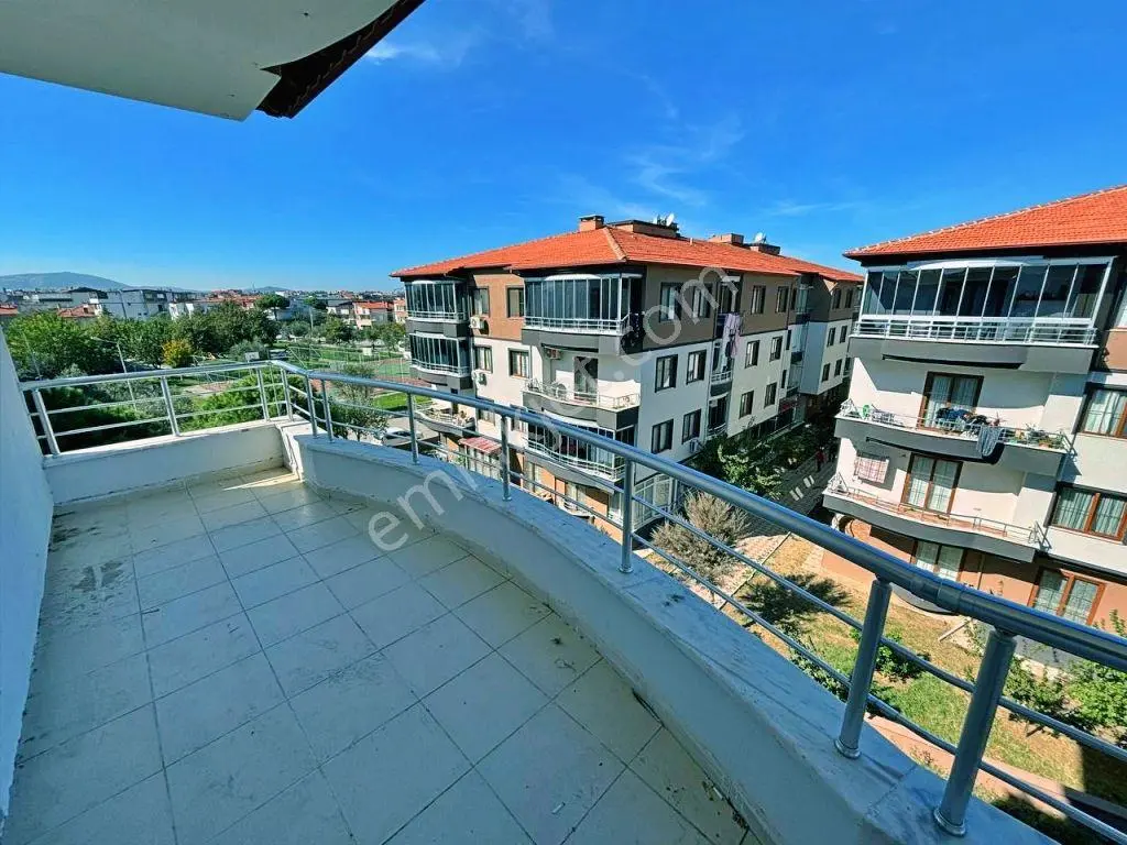 Uytundan Burhaniye Bahçelievlerde Asansörlü Site İçi 2+1 Daire — fotoğraf 14
