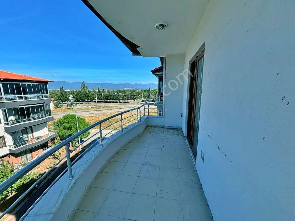 Uytundan Burhaniye Bahçelievlerde Asansörlü Site İçi 2+1 Daire — fotoğraf 31