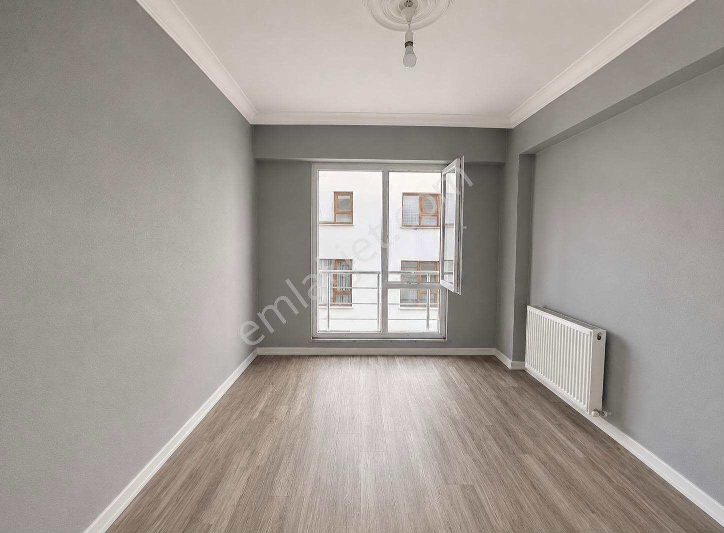 Referans'tan Yalı Mahallesin'de Ara Kat, Ön Cephe 2+1 Daire ! — fotoğraf 10