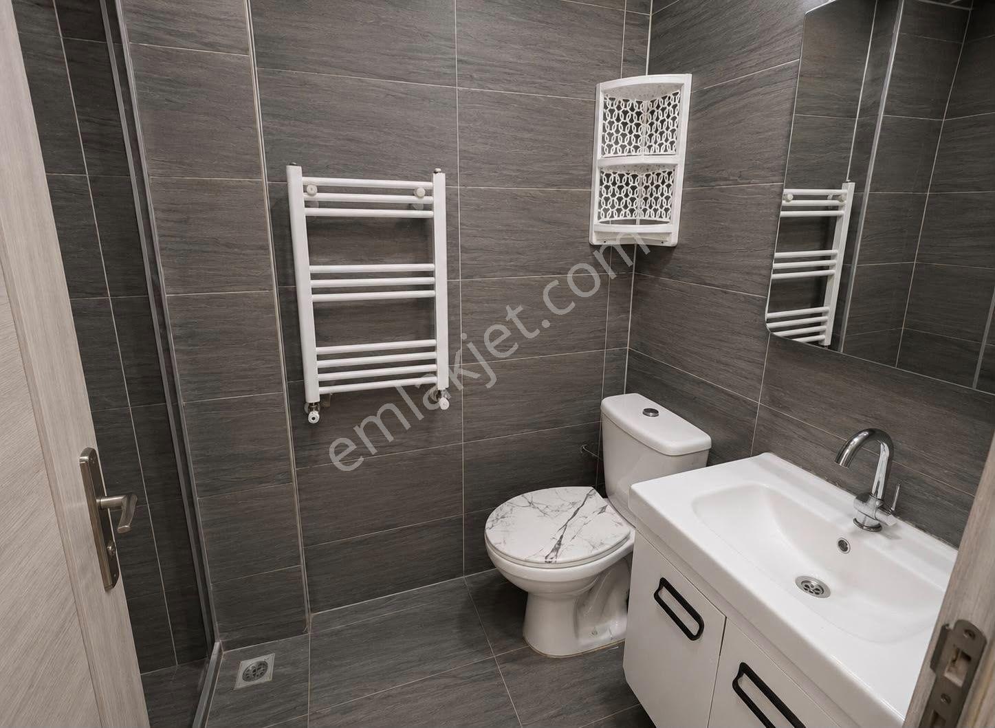 Referans'tan Yalı Mahallesin'de Ara Kat, Ön Cephe 2+1 Daire ! — fotoğraf 13