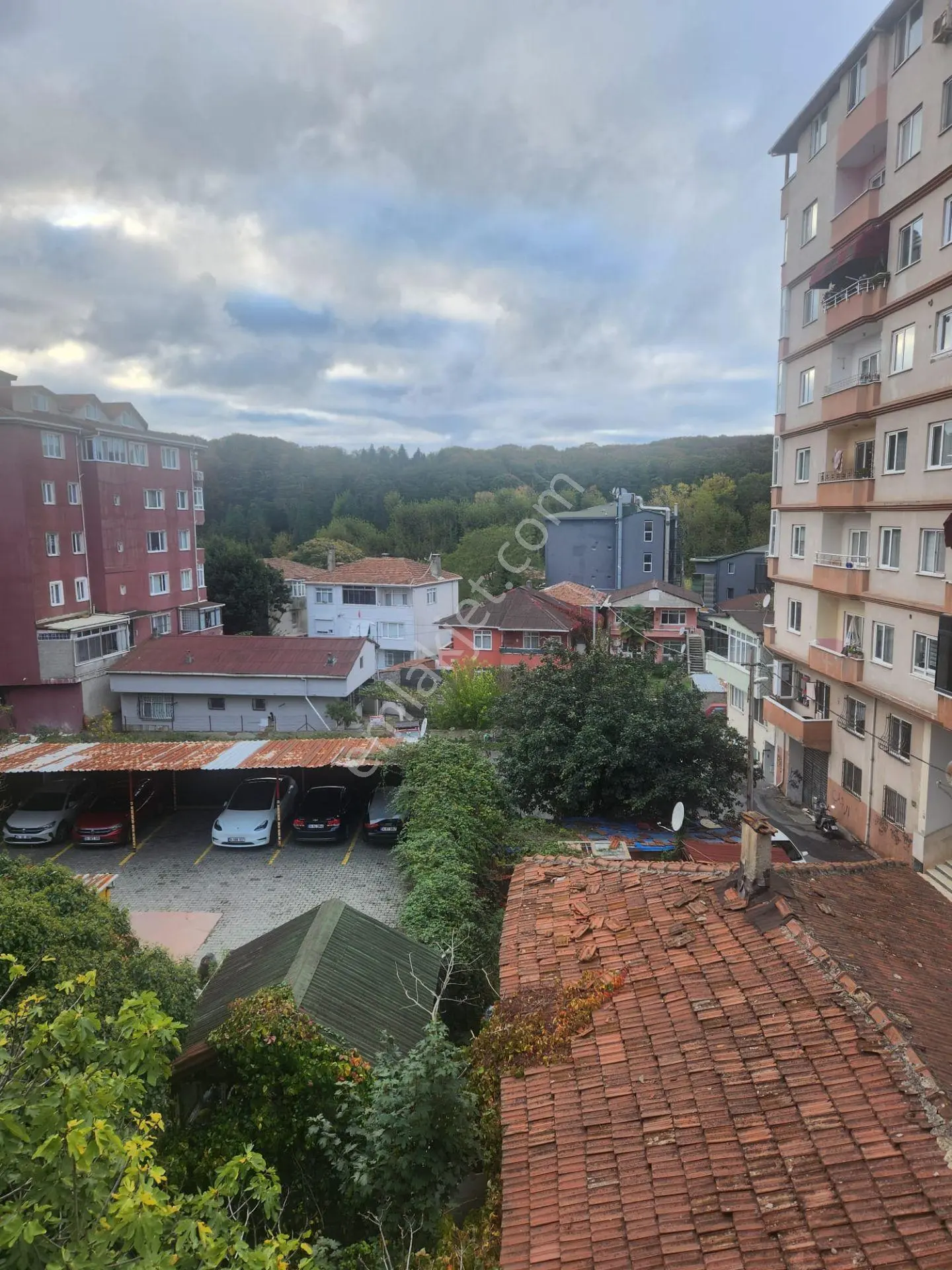Bahçeköy Merkezde Geniş Ferah Oturumlu 3+1 Fırsat Satılık Daire