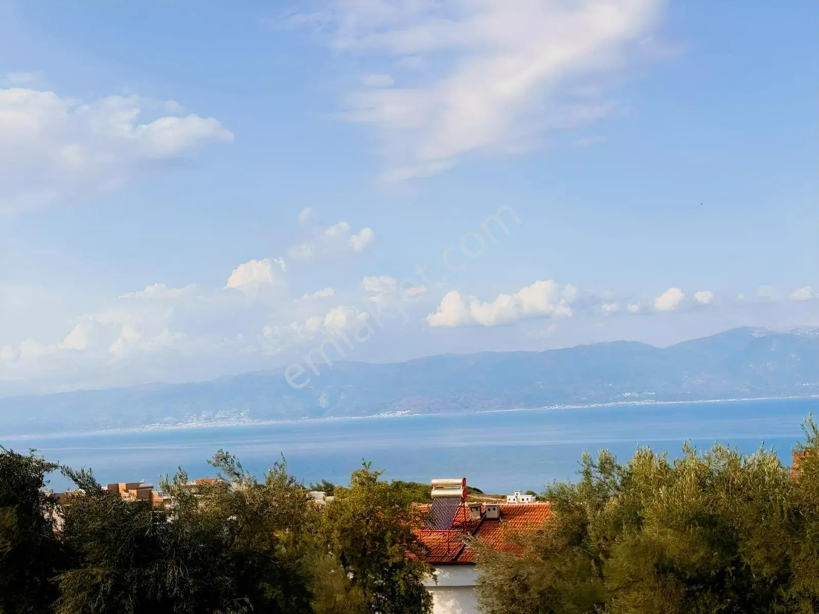 Avcı'dan Tam Müstakil Bahçedn Deniz Manzaralı Denize 250mt Villa — fotoğraf 4