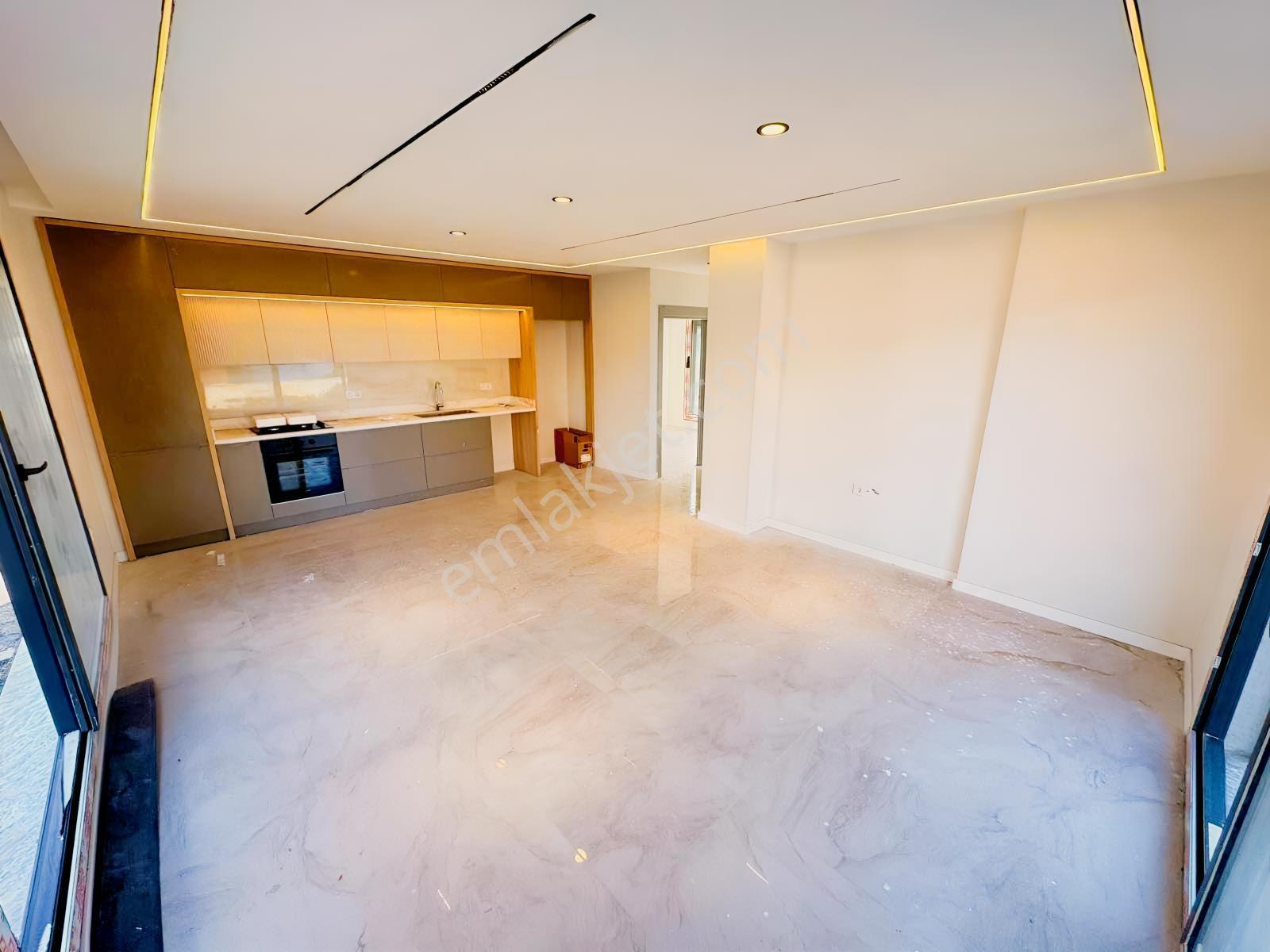 Avcı'dan Tam Müstakil Bahçedn Deniz Manzaralı Denize 250mt Villa — fotoğraf 8
