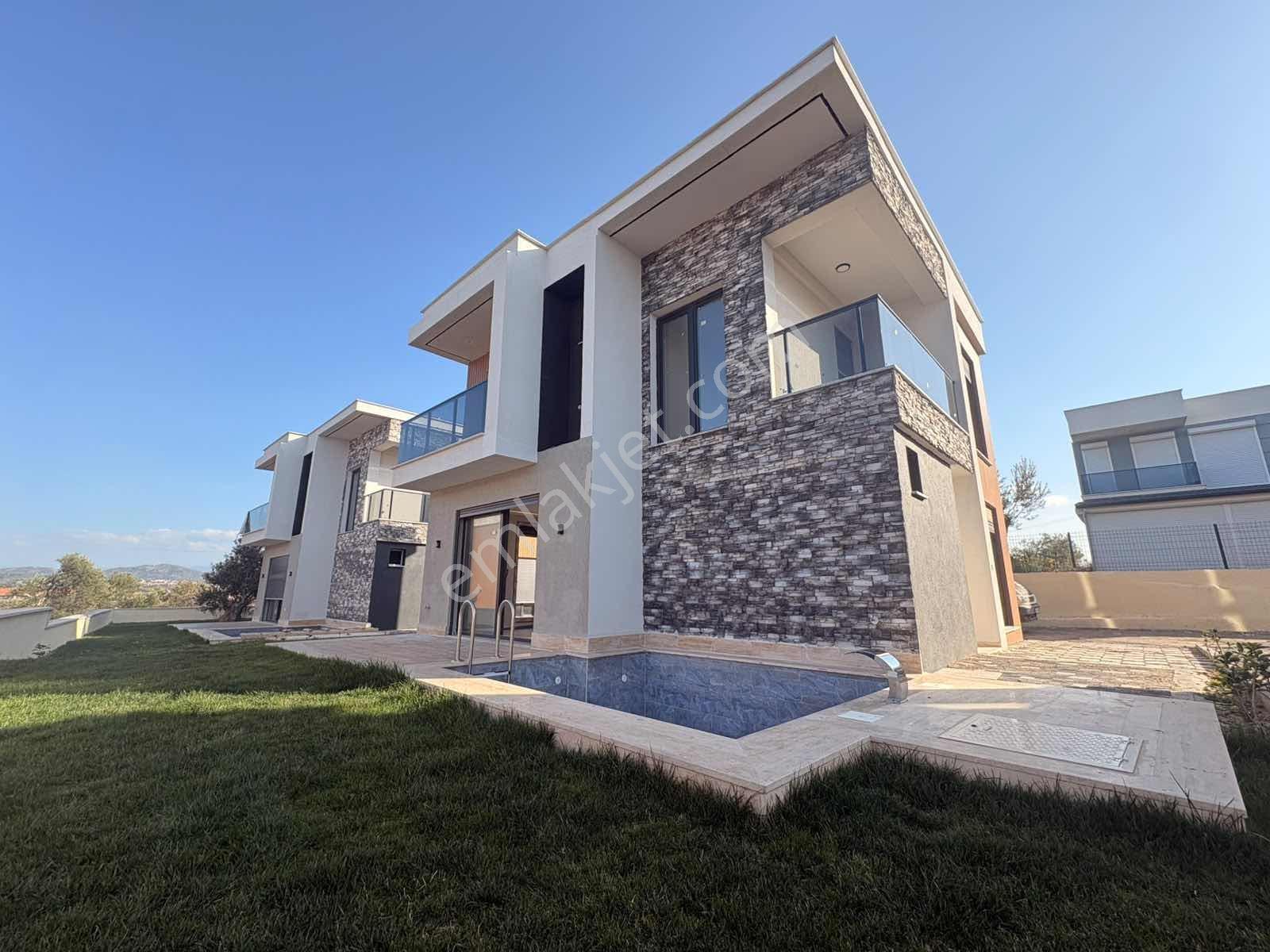 Avcı'dan Tam Müstakil Bahçedn Deniz Manzaralı Denize 250mt Villa — fotoğraf 9