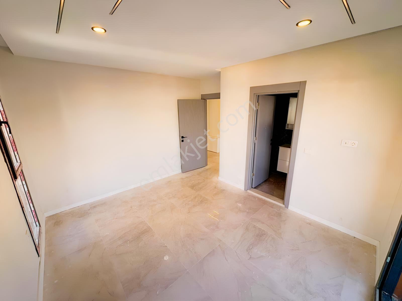 Avcı'dan Tam Müstakil Bahçedn Deniz Manzaralı Denize 250mt Villa — fotoğraf 23