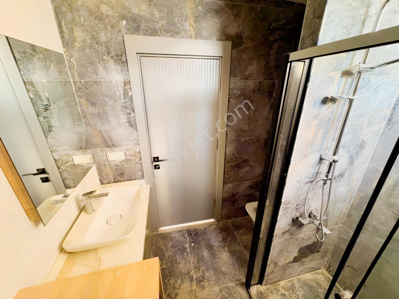 Avcı'dan Tam Müstakil Bahçedn Deniz Manzaralı Denize 250mt Villa — fotoğraf 27