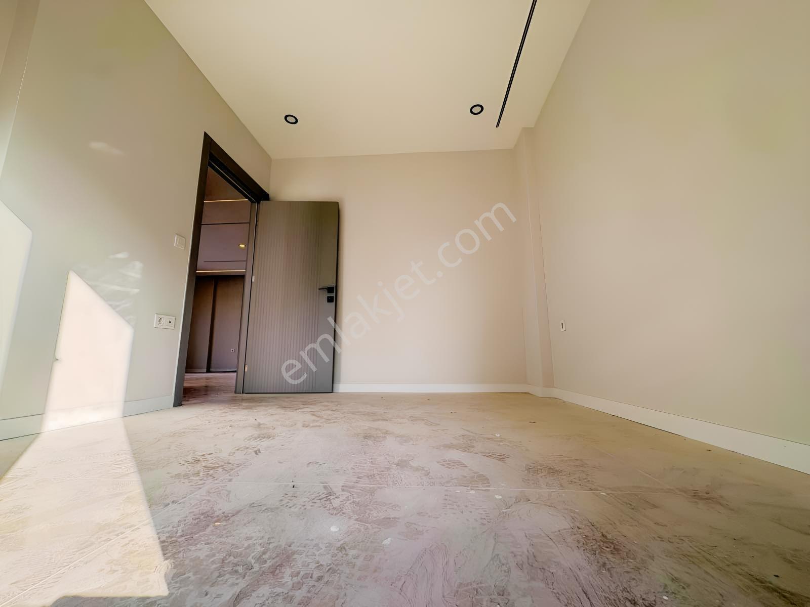 Avcı'dan Tam Müstakil Bahçedn Deniz Manzaralı Denize 250mt Villa — fotoğraf 29
