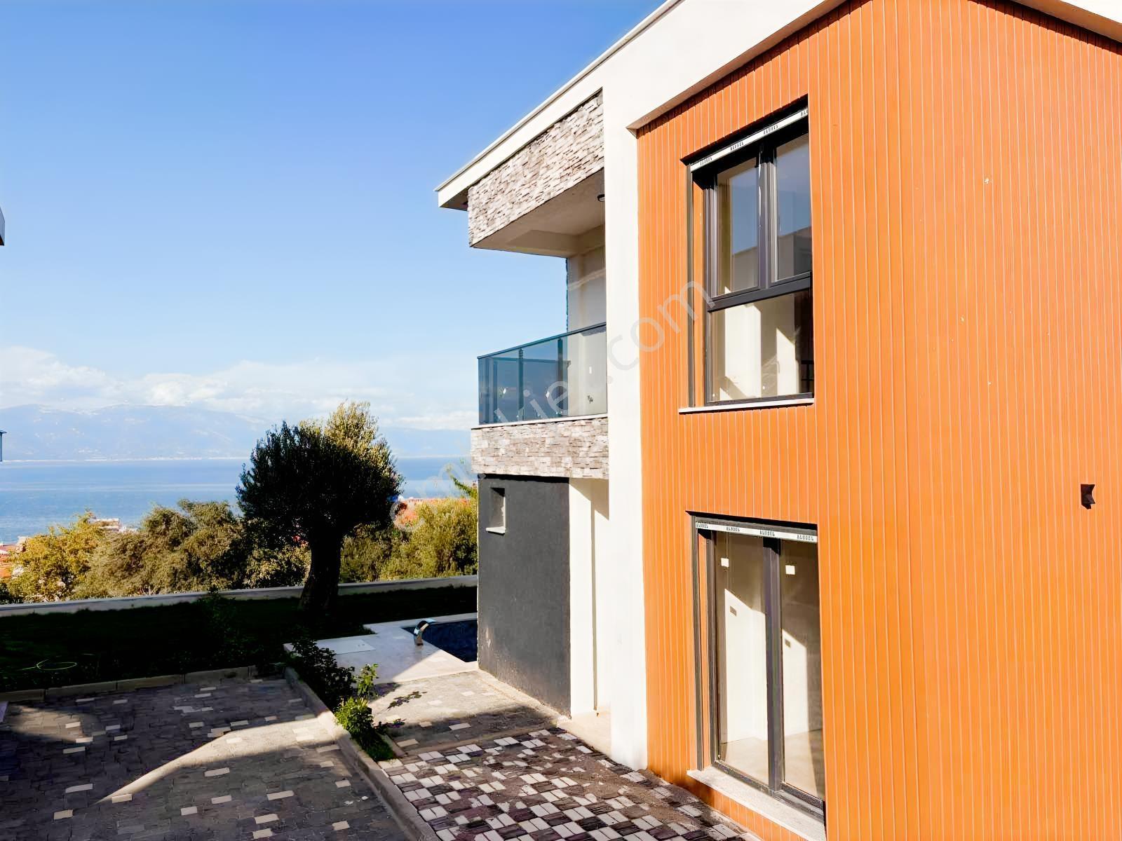 Avcı'dan Tam Müstakil Bahçedn Deniz Manzaralı Denize 250mt Villa — fotoğraf 30
