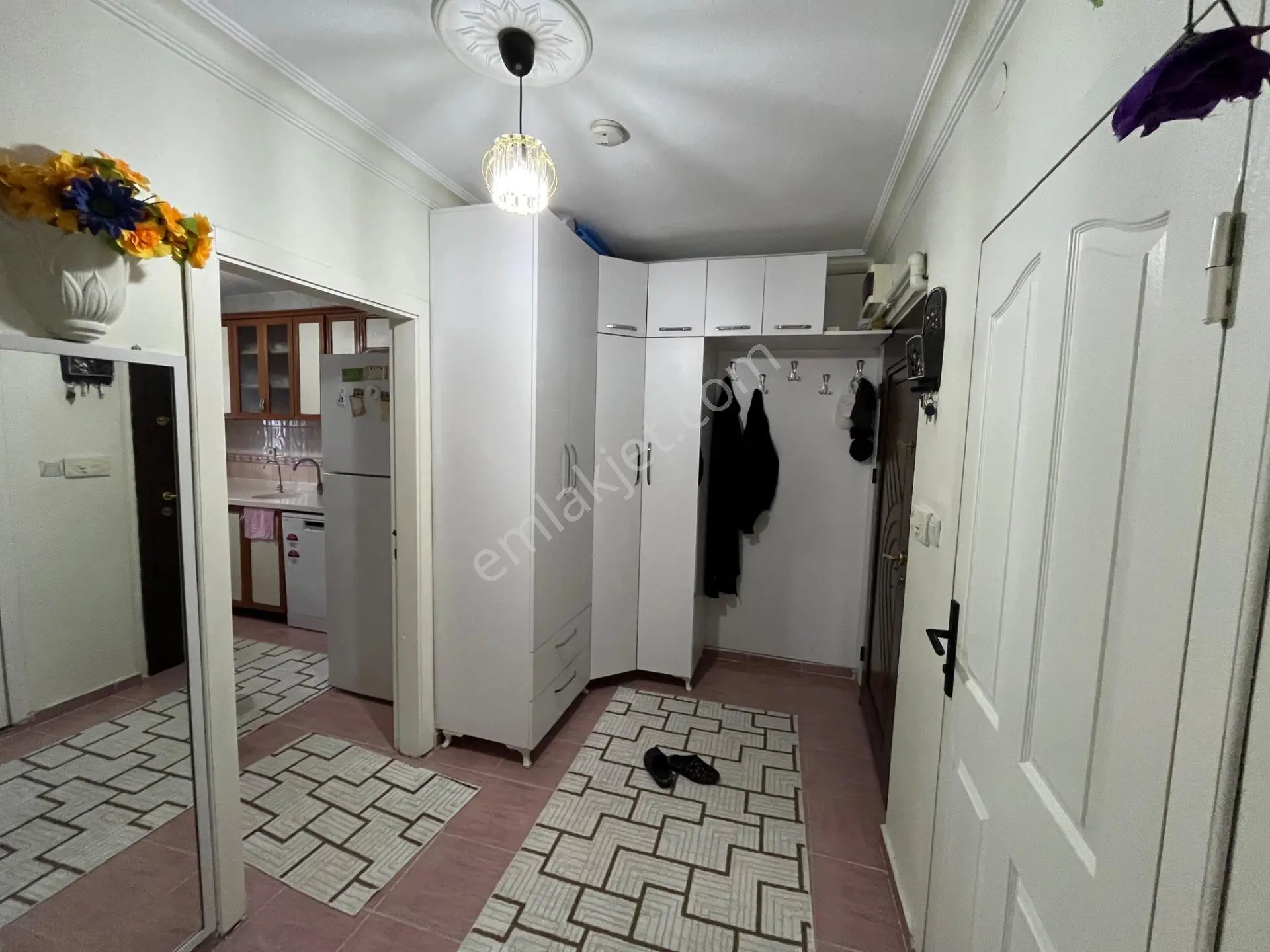 Başak Mahallesinde Merkezi Konumda 3+1 Daire — fotoğraf 6