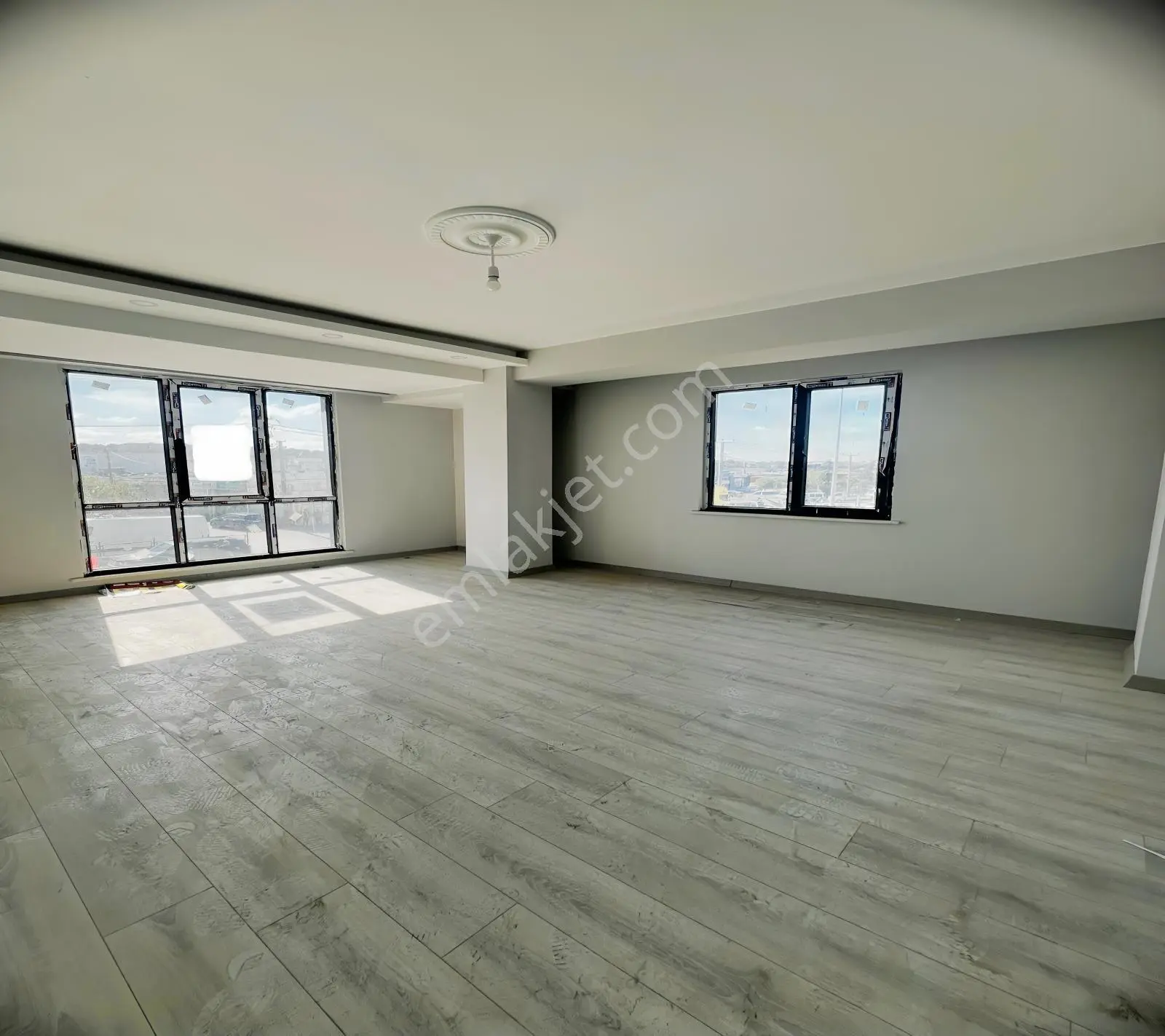 Yuvakuran'dan Çerkezköy Merkezde 2+1 Net 100m2 Fırsat Daire — fotoğraf 3