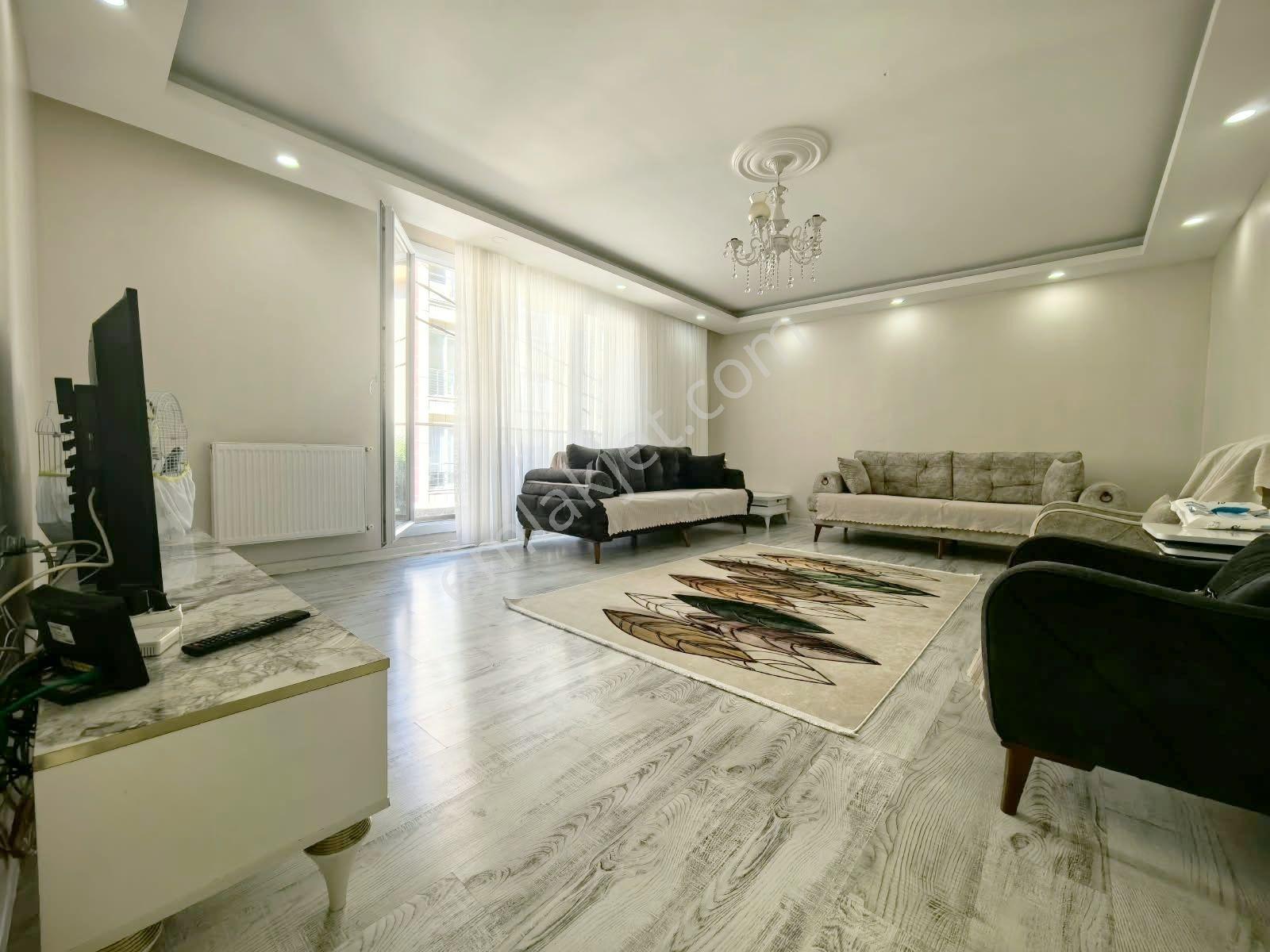 Aslı Emlak'tan Gazi Mah Asansörlü Kat 1 — fotoğraf 7