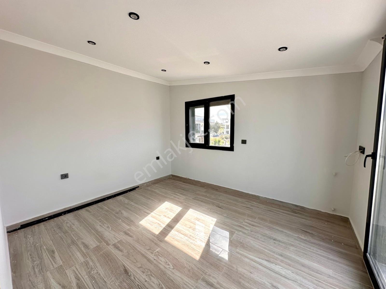 Didim’de Satılık Havuzlu Deniz Manzaralı Sıfır 3+1 Villa — fotoğraf 26