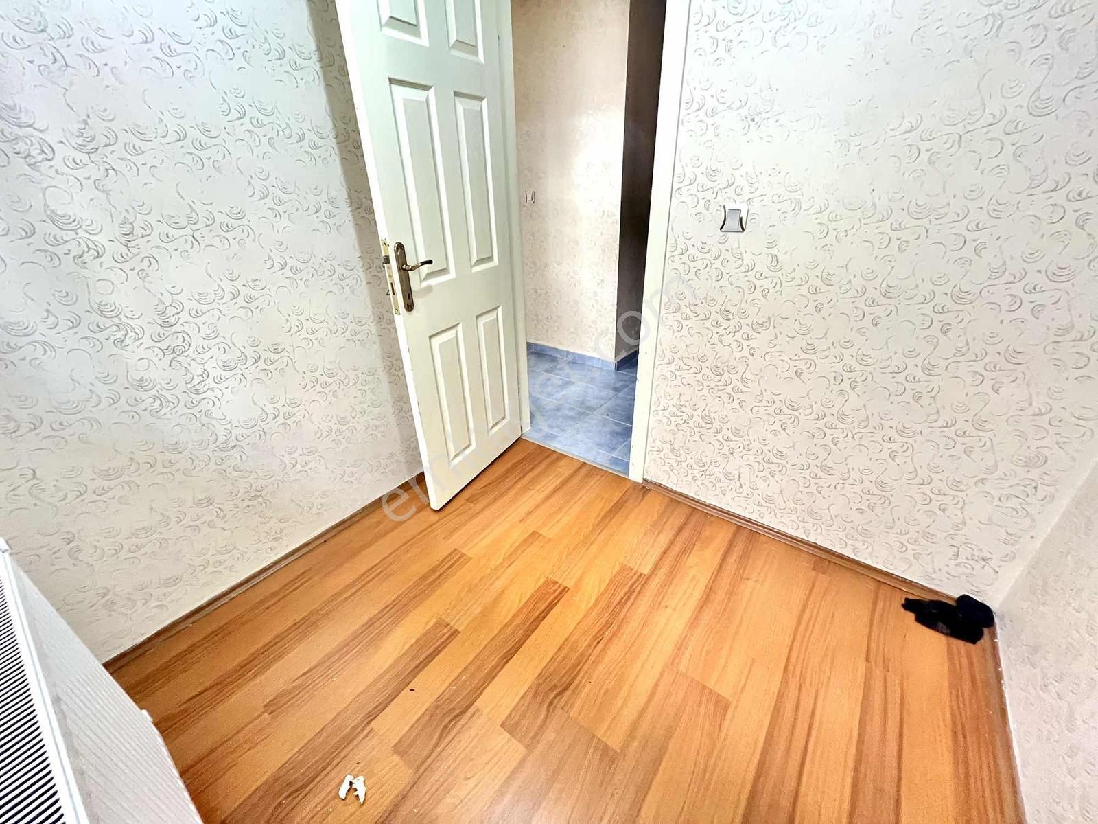 ^avantaj'dan Şok!! Küçük Kayaş'ta Cadde Dibi Düz Giriş 2+1 Daire — fotoğraf 17
