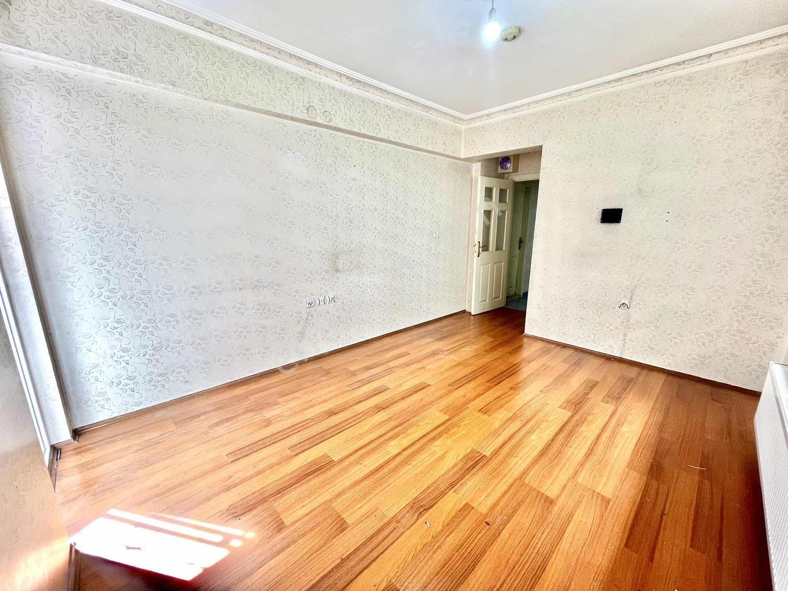 ^avantaj'dan Şok!! Küçük Kayaş'ta Cadde Dibi Düz Giriş 2+1 Daire — fotoğraf 20