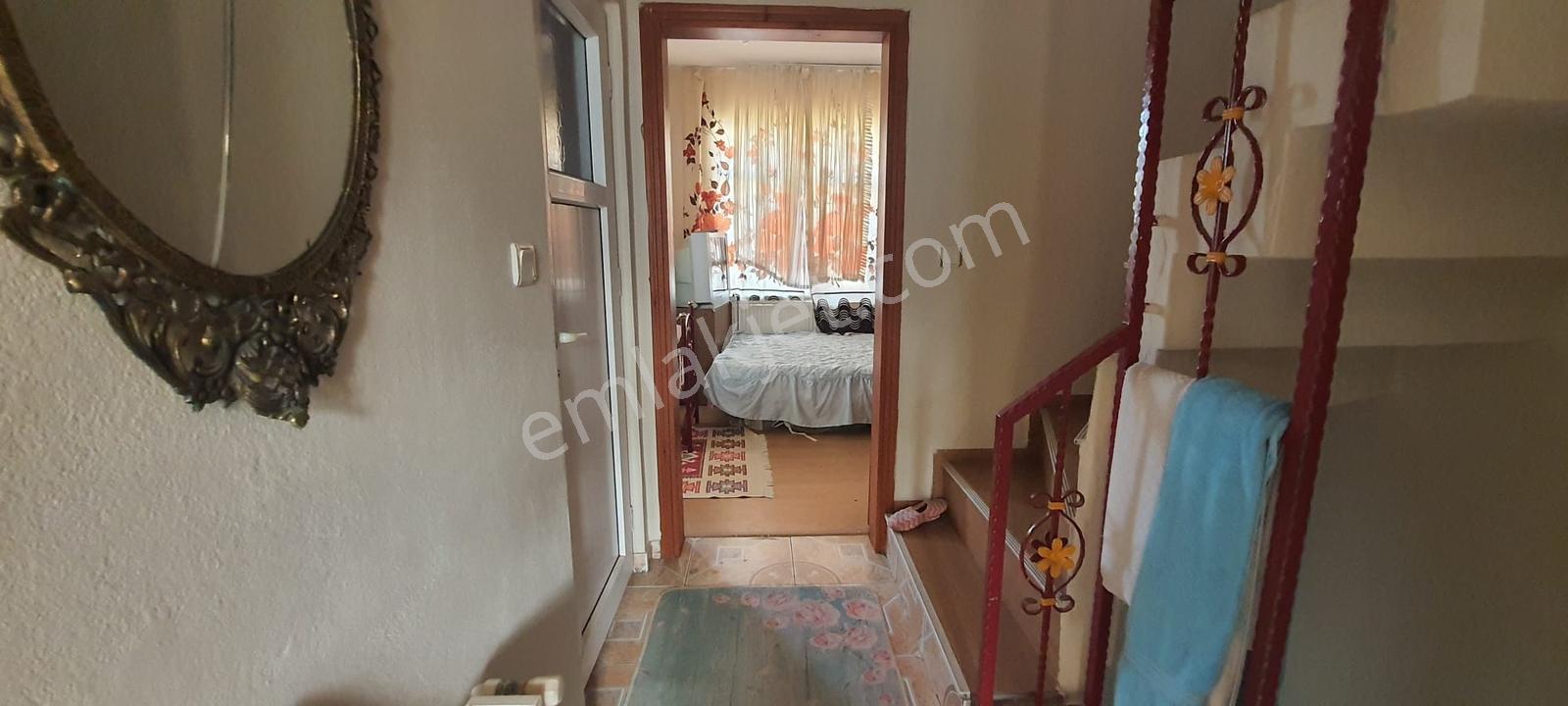 Yeniçiftlik Yatırımlık Çok Uygun Villa Ve Bahçe #kartallar'dan# — fotoğraf 18