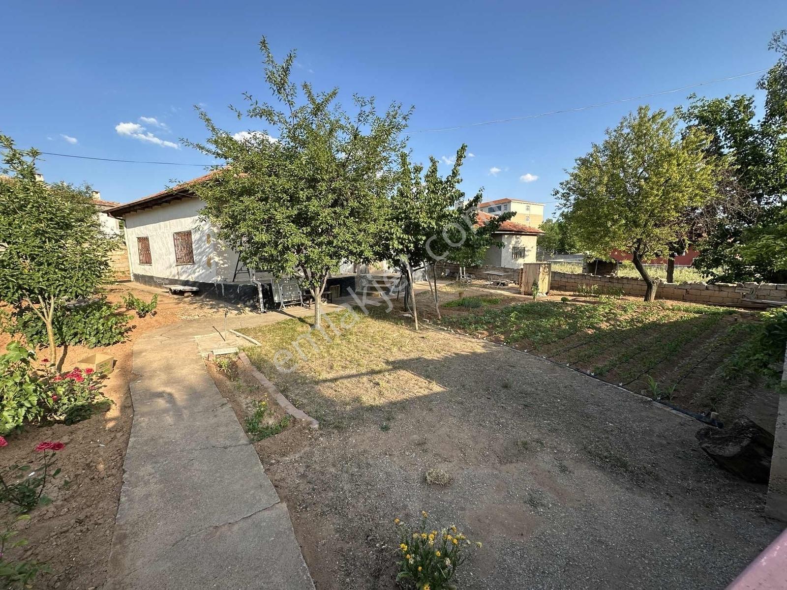 Emlakyumdan Yenice'De 583M² Müteahhitlik Satılık Evli Arsa