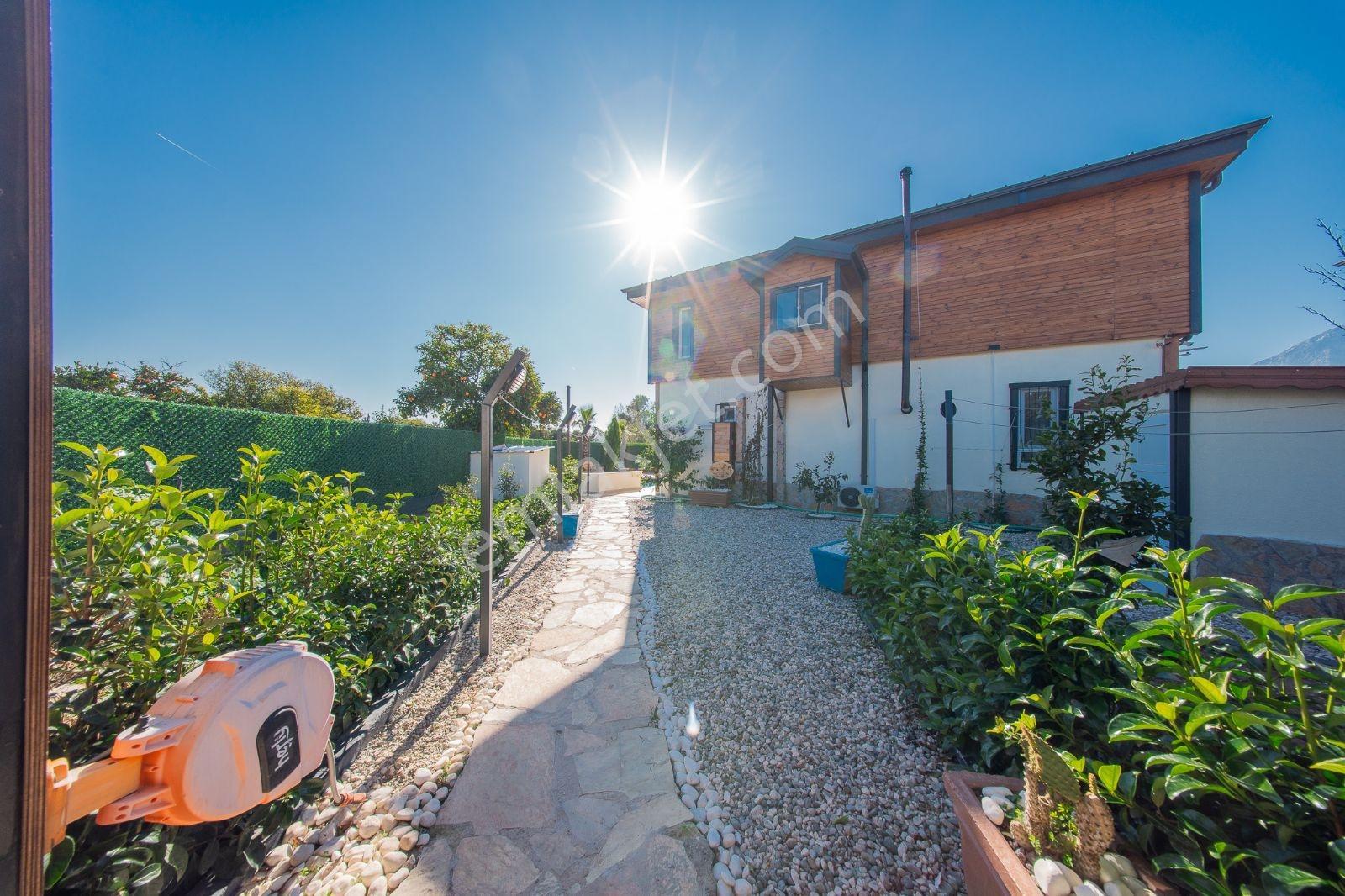 Satılık 2 Ayrı Villa Tek Fiyata Konyaaltı Aşağı Karaman — fotoğraf 8