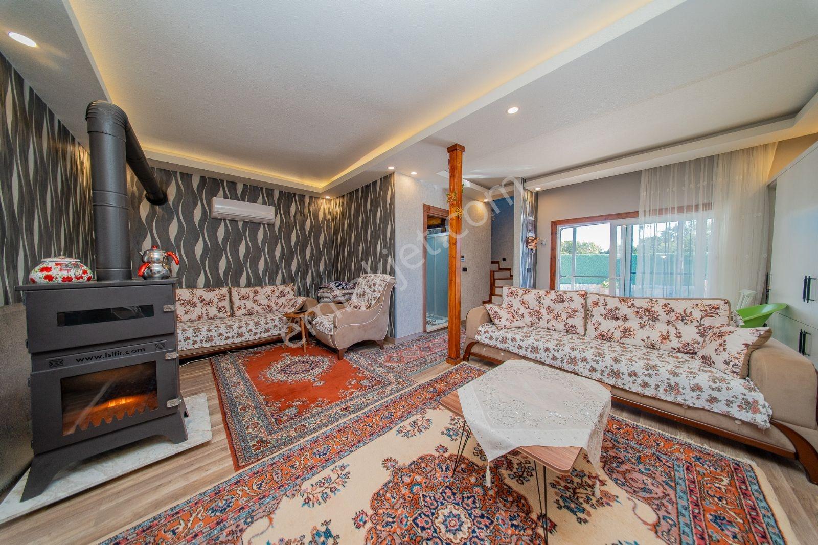 Satılık 2 Ayrı Villa Tek Fiyata Konyaaltı Aşağı Karaman — fotoğraf 13