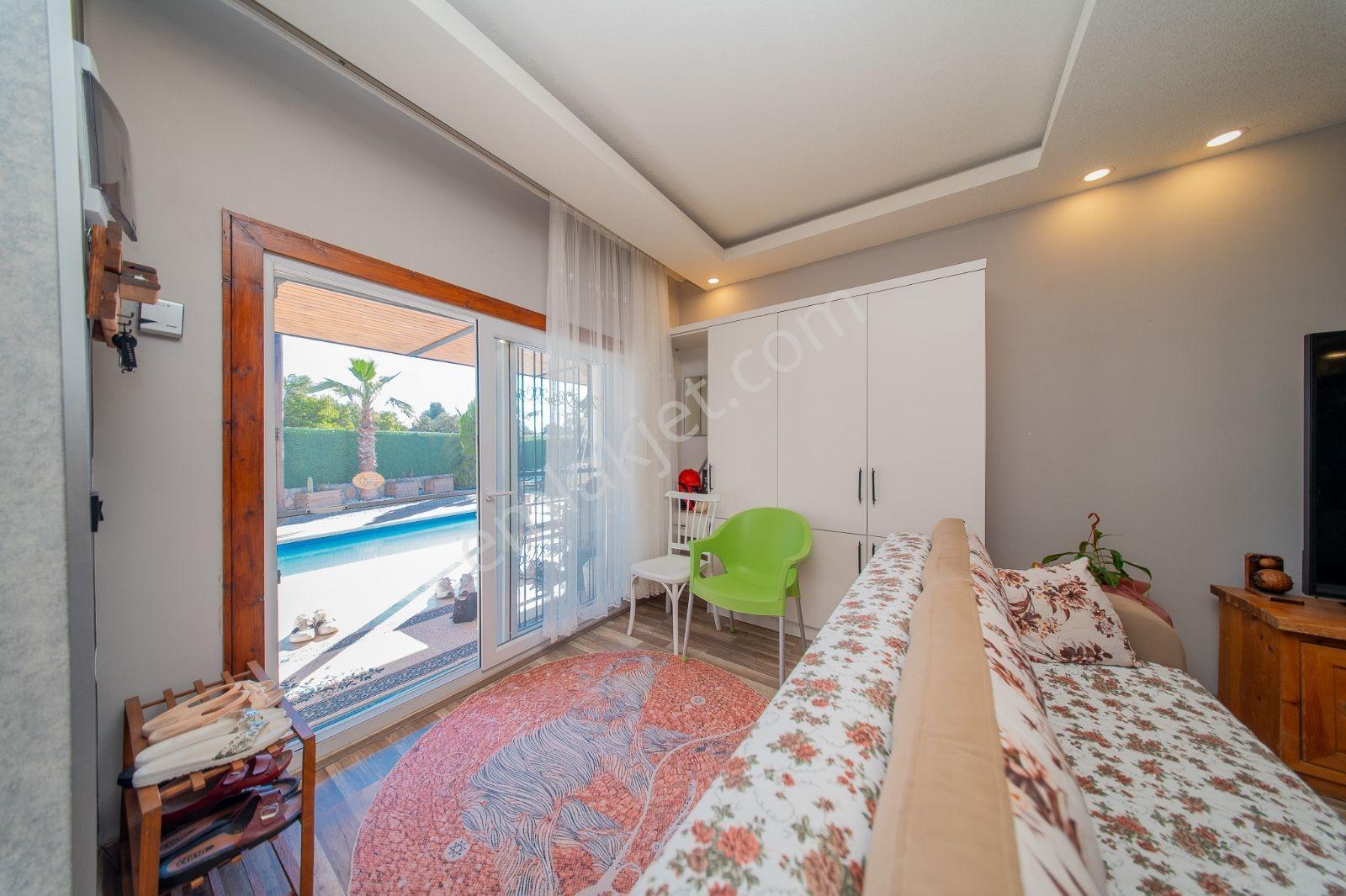 Satılık 2 Ayrı Villa Tek Fiyata Konyaaltı Aşağı Karaman — fotoğraf 15