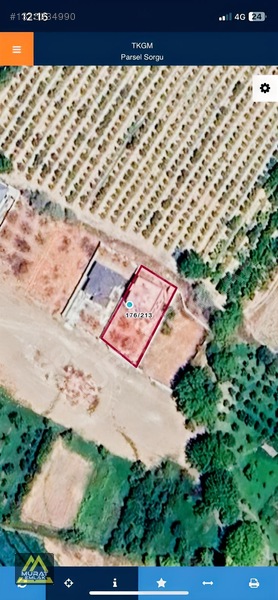 Murat Emlak'tan Satılık Sazlıcada 470 M2 Arsasıyla Müstakil Ev — fotoğraf 2