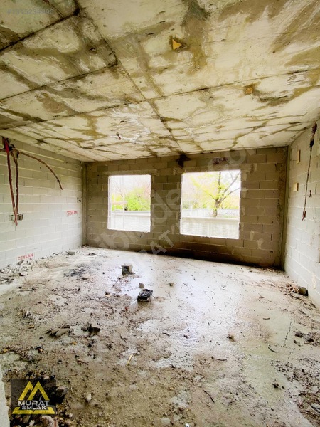 Murat Emlak'tan Satılık Sazlıcada 470 M2 Arsasıyla Müstakil Ev — fotoğraf 14