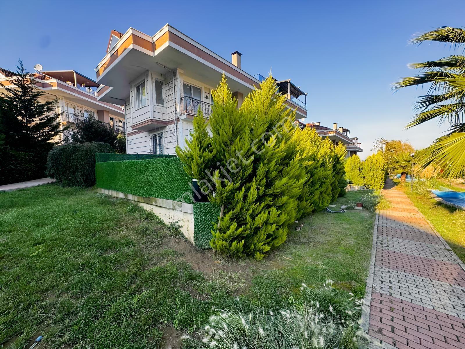 Remax Anka'Dan Satılık İçi Yenilenmiş 3+1 Bahçeli Dubleks