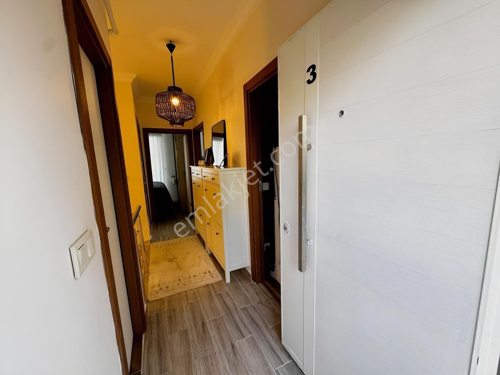 Remax Anka'dan Satılık İçi Yenilenmiş 3+1 Bahçeli Dubleks — fotoğraf 3