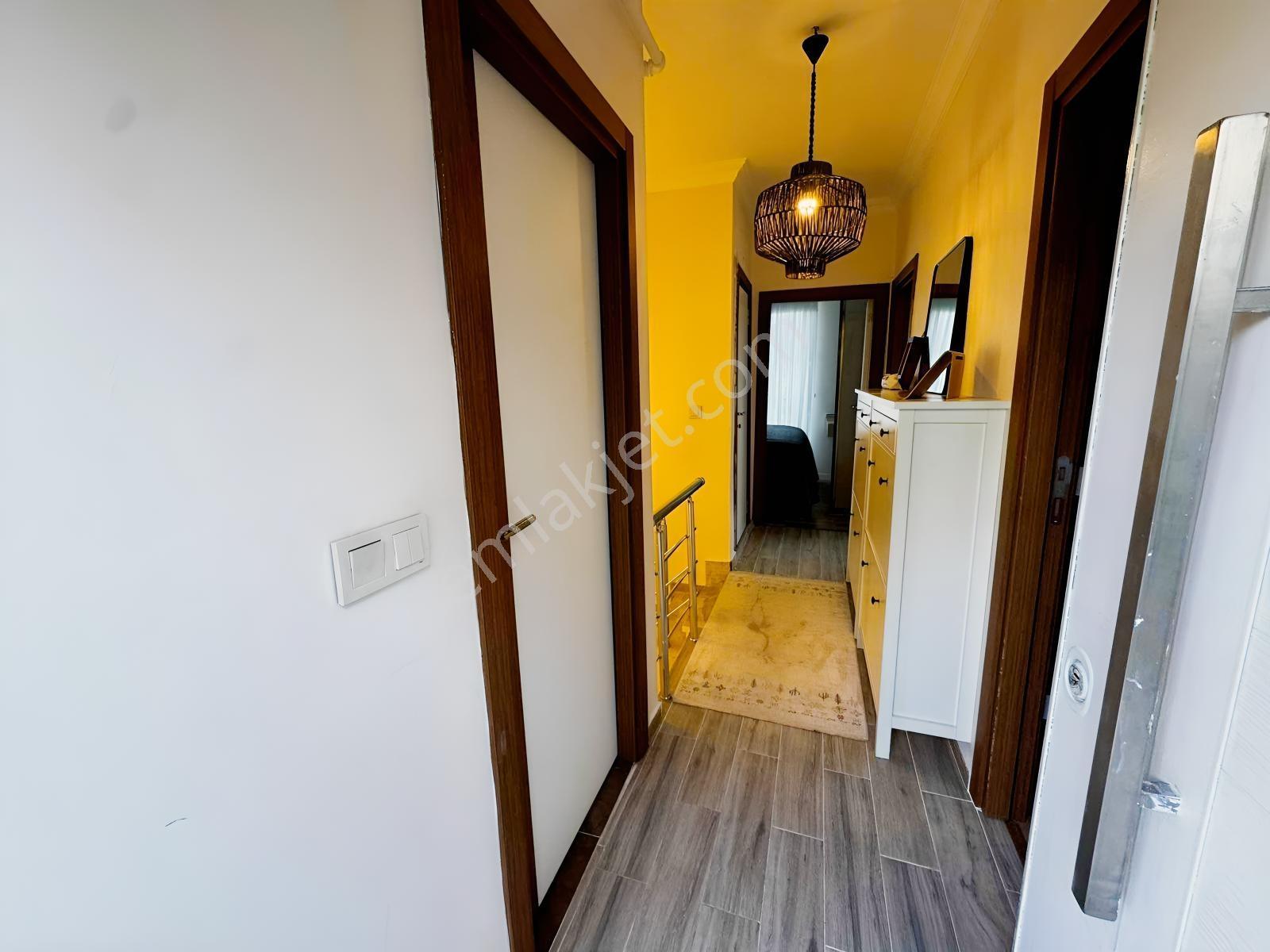 Remax Anka'dan Satılık İçi Yenilenmiş 3+1 Bahçeli Dubleks — fotoğraf 4