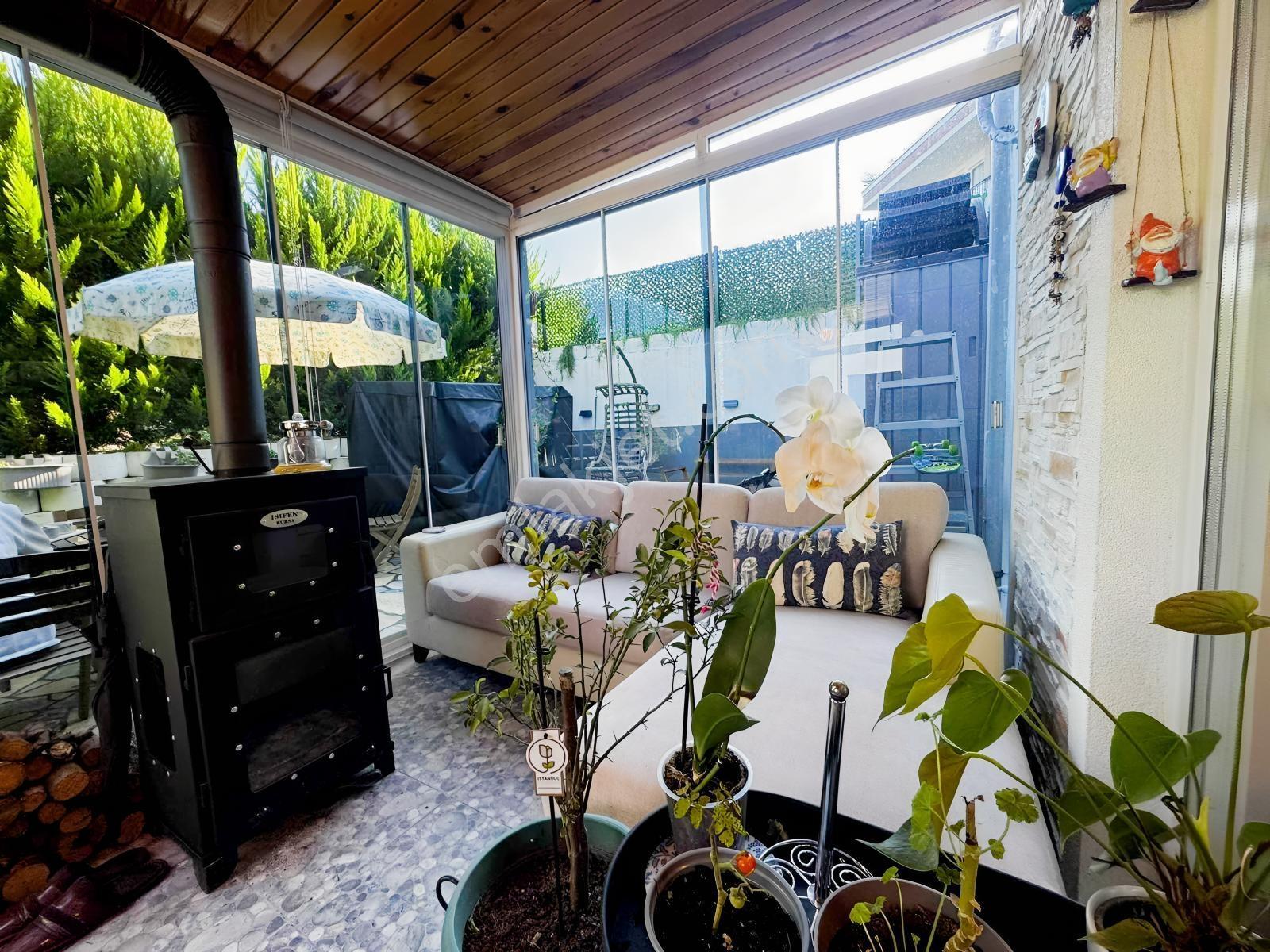 Remax Anka'dan Satılık İçi Yenilenmiş 3+1 Bahçeli Dubleks — fotoğraf 15