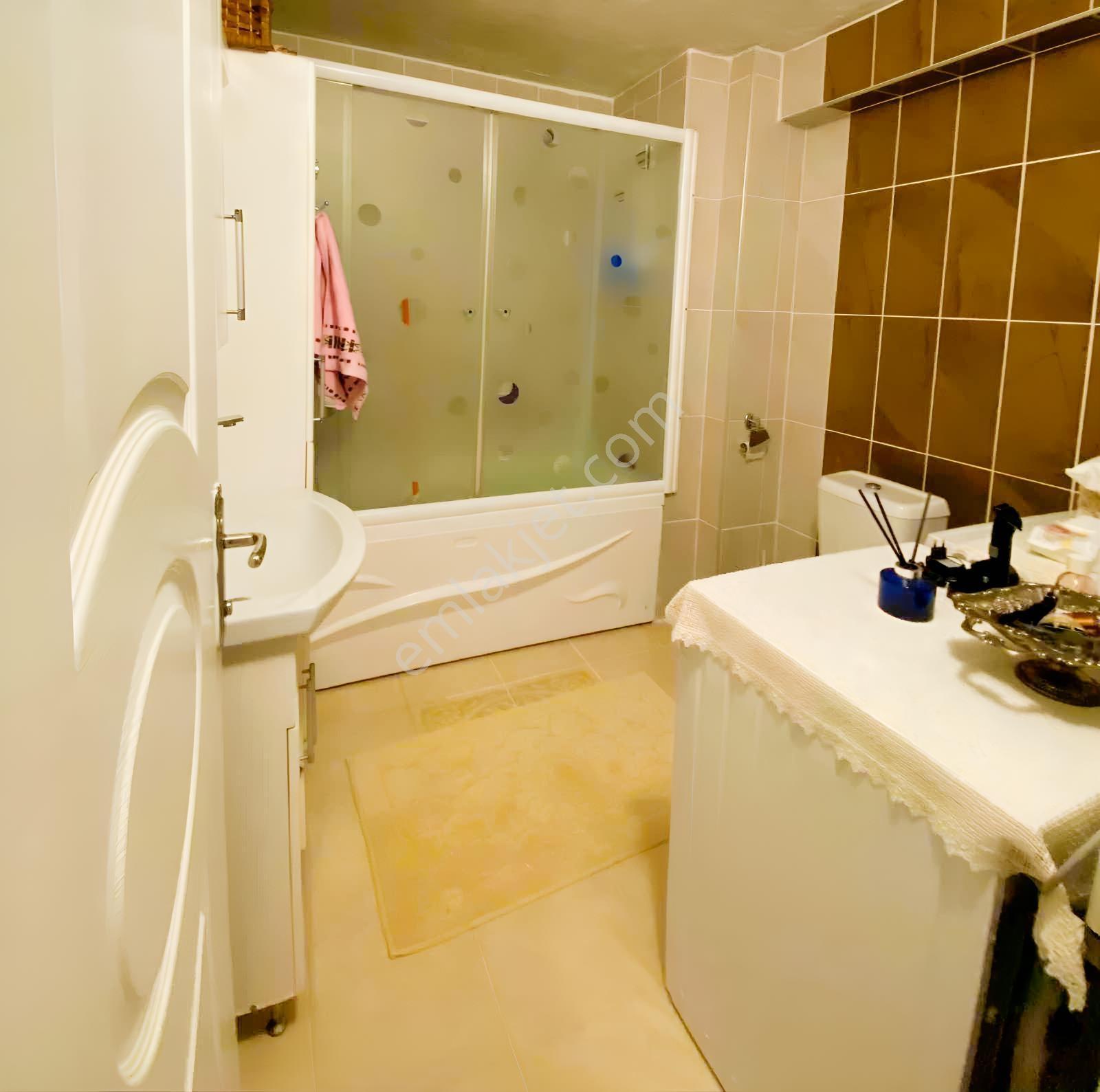 Merkezş Konumda Site İçi 3+1 Daire — fotoğraf 11