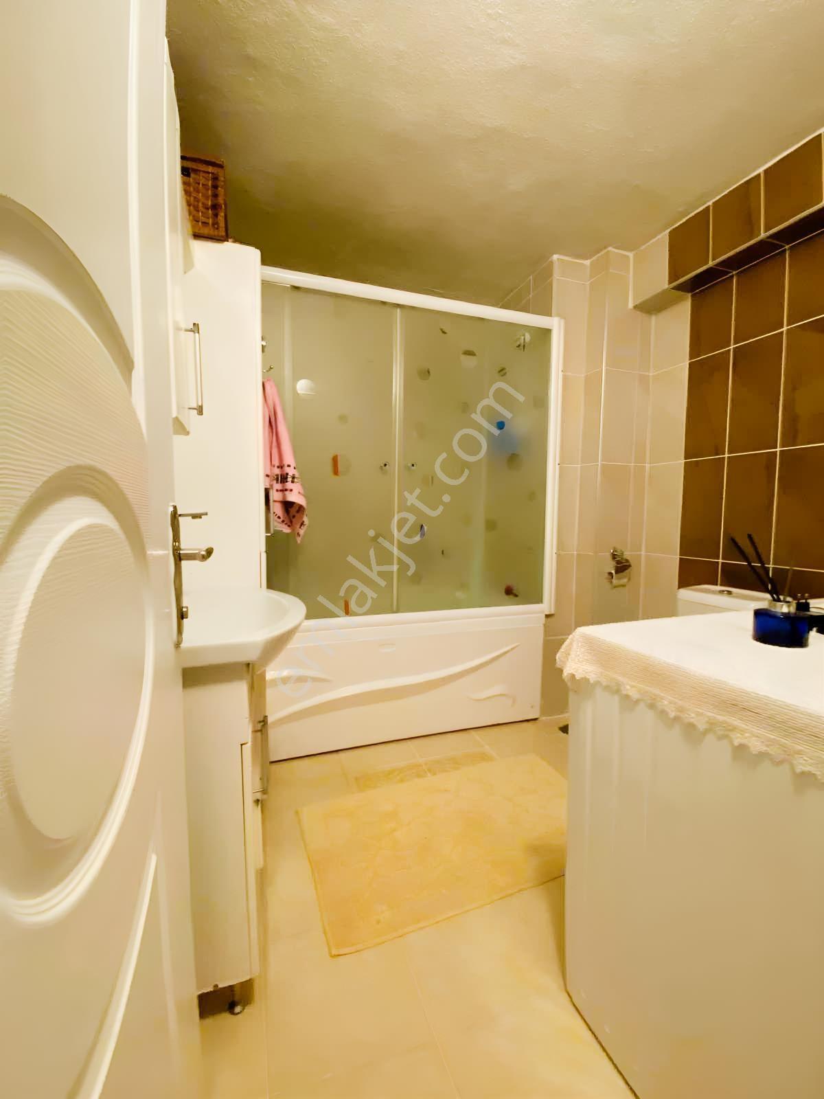 Merkezş Konumda Site İçi 3+1 Daire — fotoğraf 14